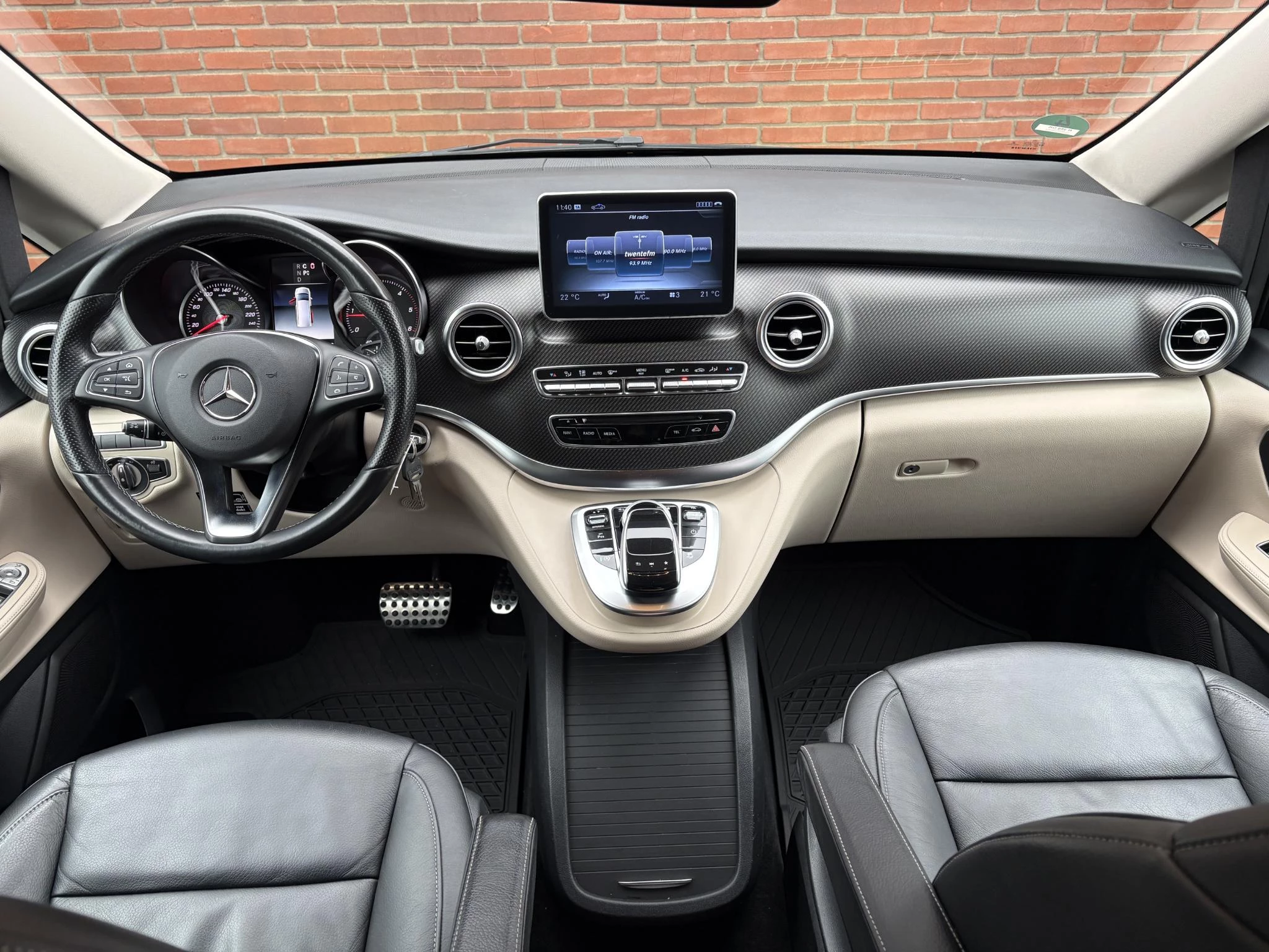 Hoofdafbeelding Mercedes-Benz Marco Polo