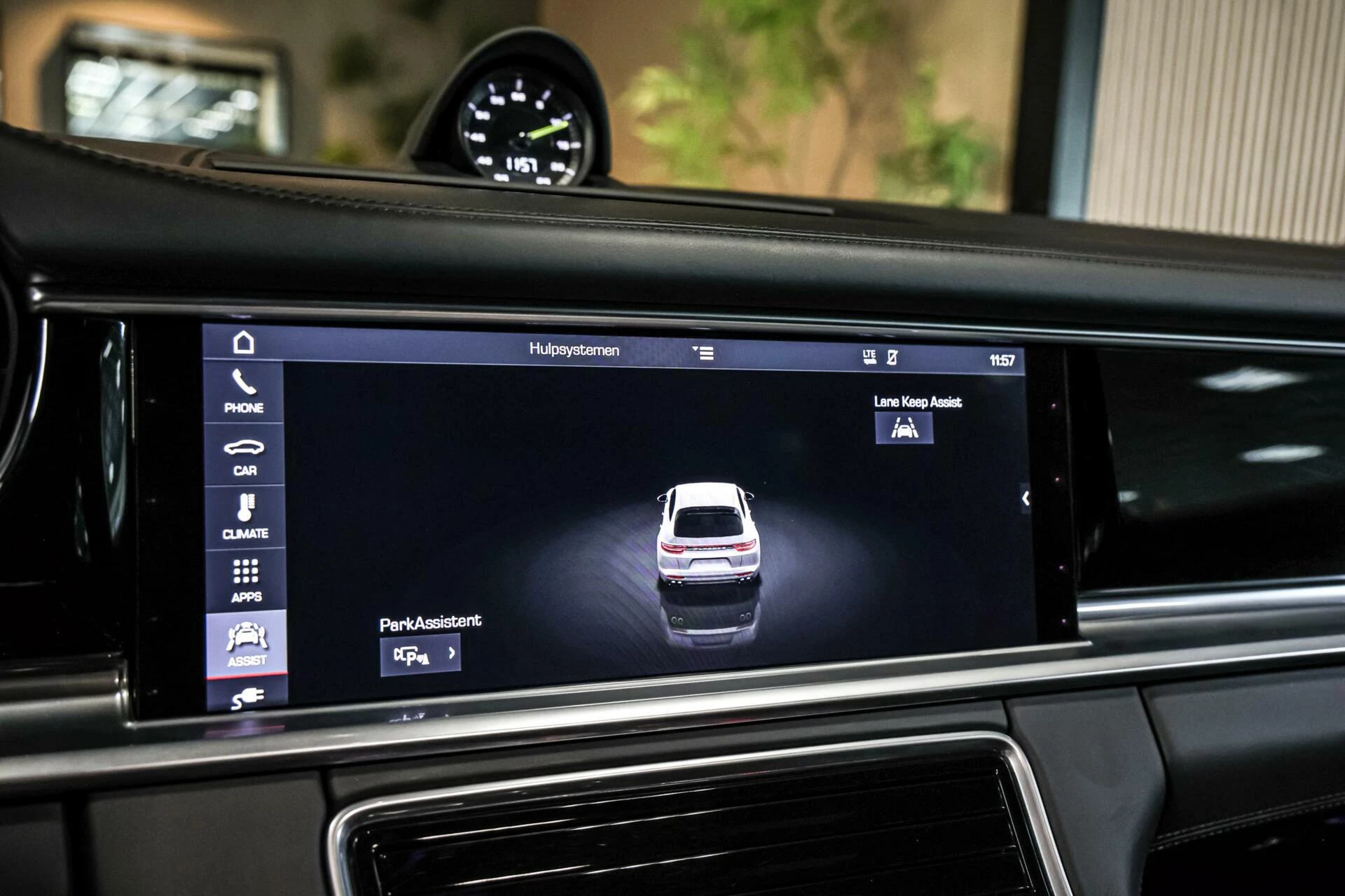 Hoofdafbeelding Porsche Panamera