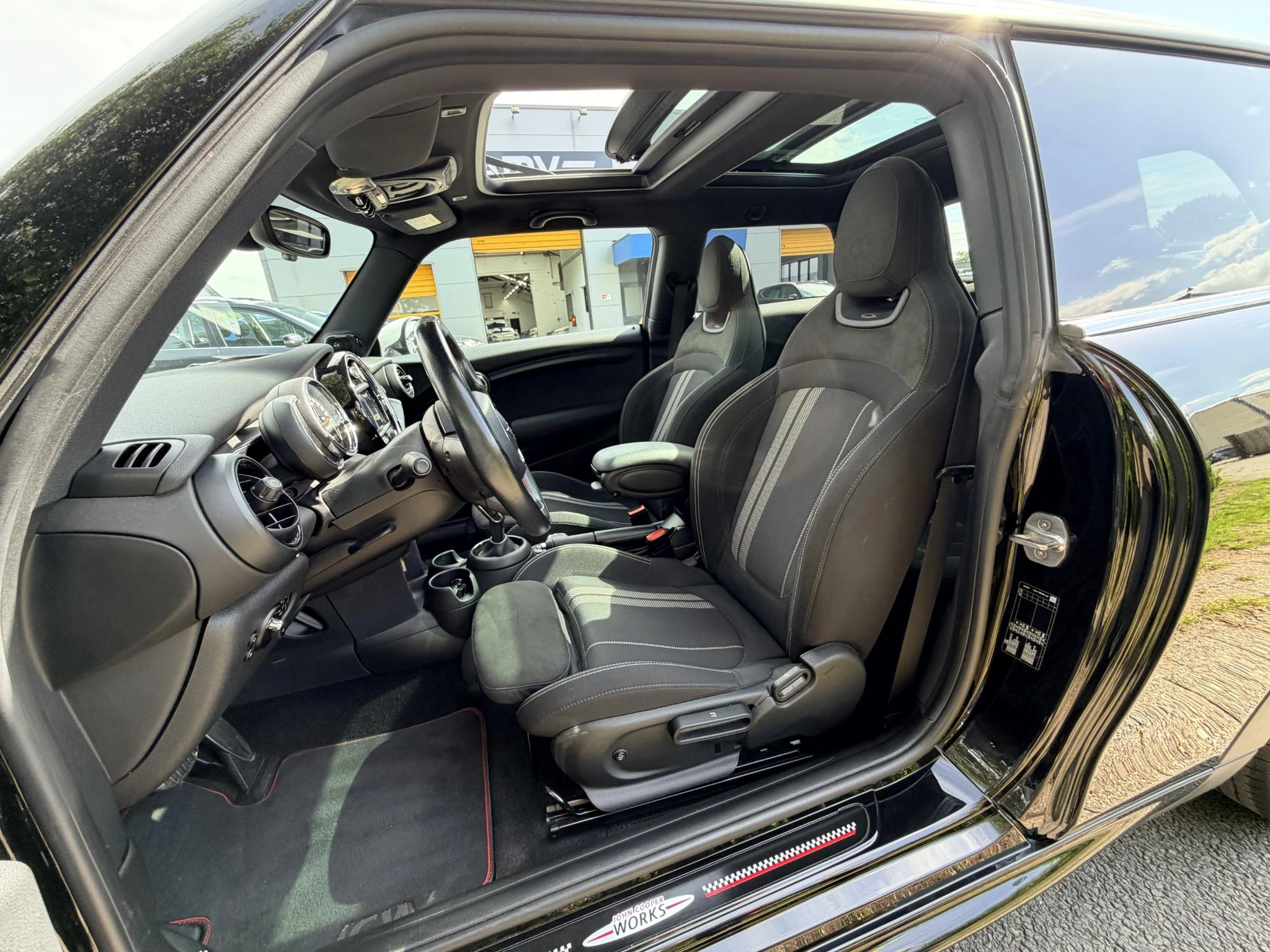 Hoofdafbeelding MINI Cooper