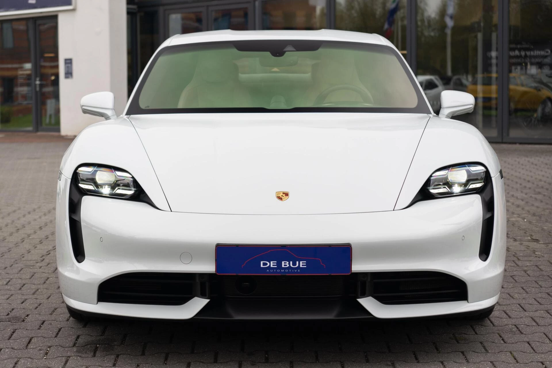 Hoofdafbeelding Porsche Taycan