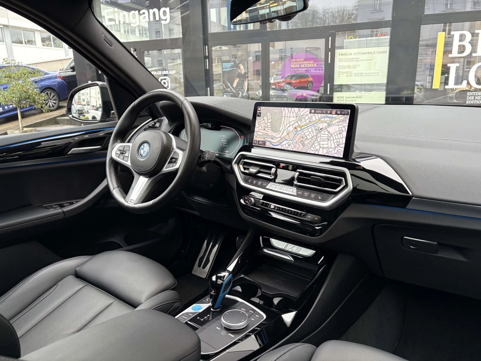 Hoofdafbeelding BMW iX3