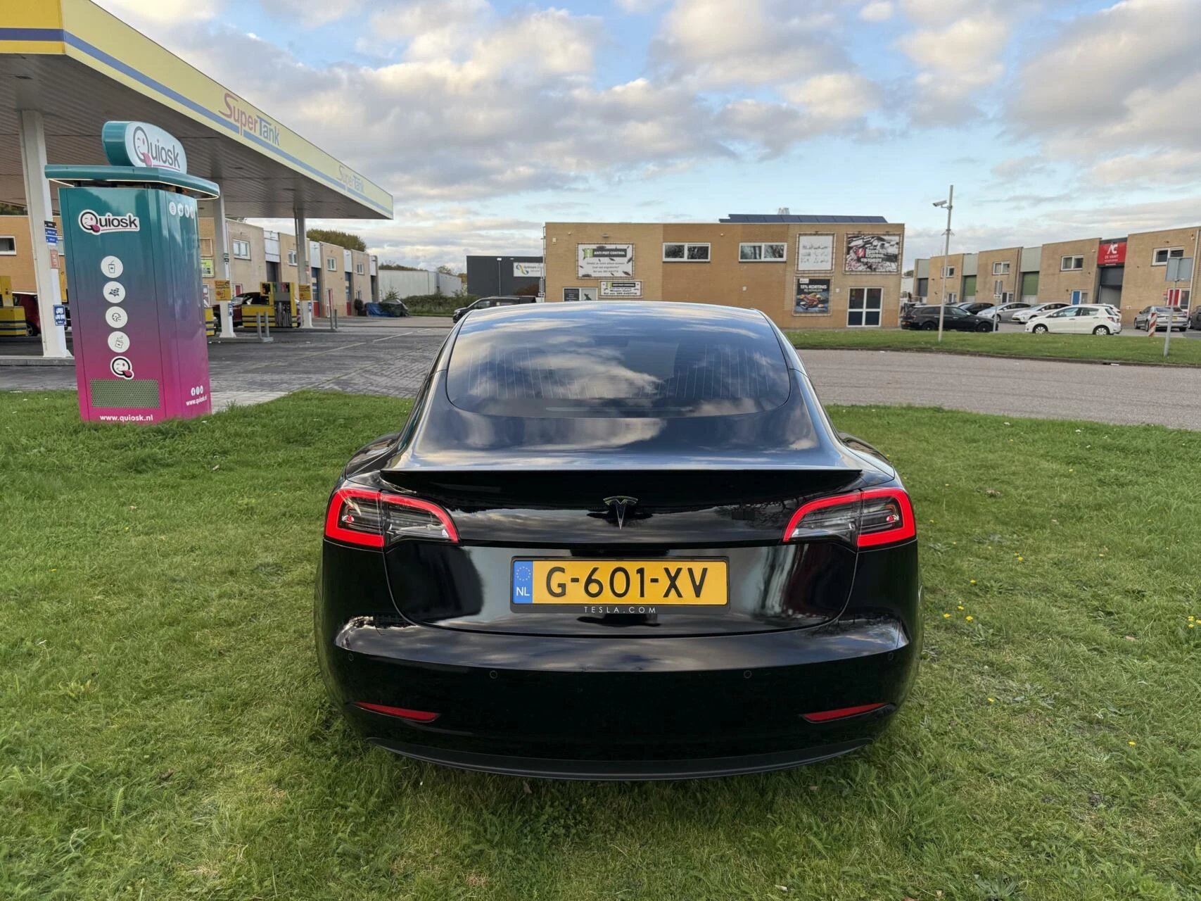 Hoofdafbeelding Tesla Model 3