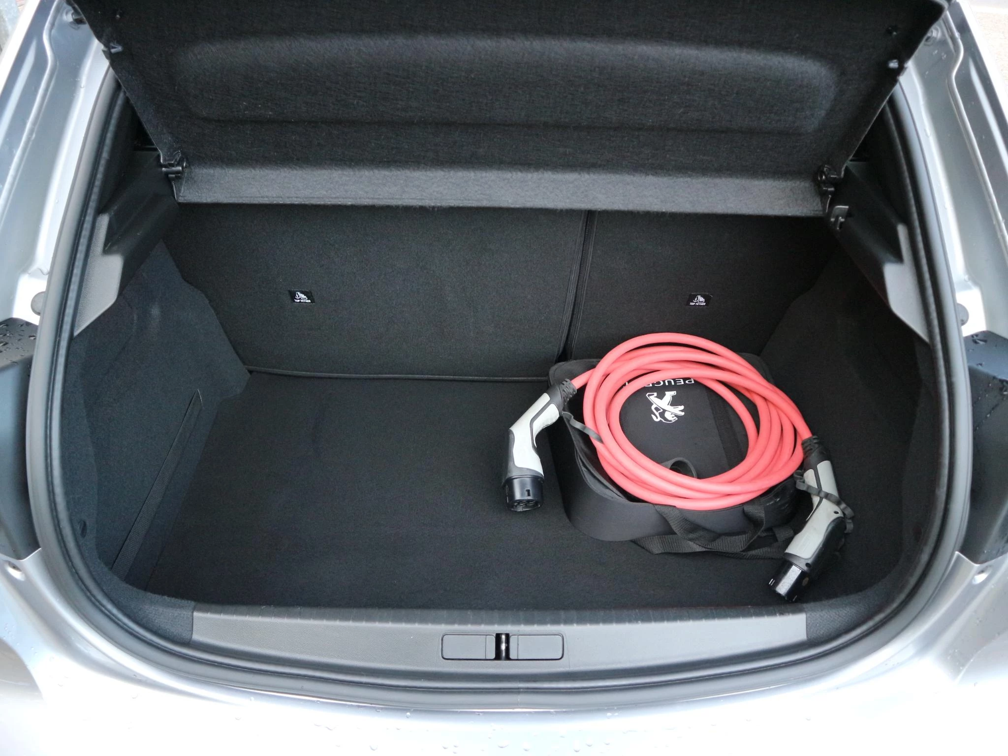 Hoofdafbeelding Peugeot e-208