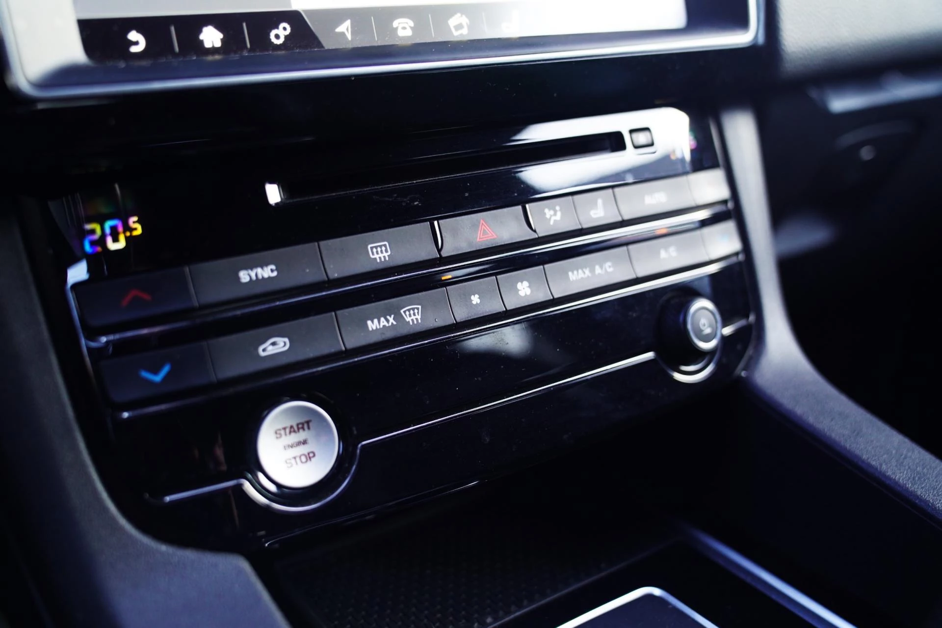 Hoofdafbeelding Jaguar F-PACE