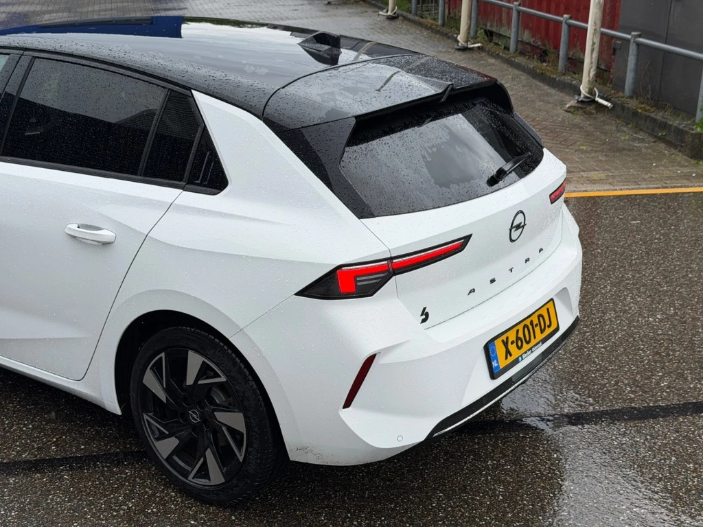 Hoofdafbeelding Opel Astra