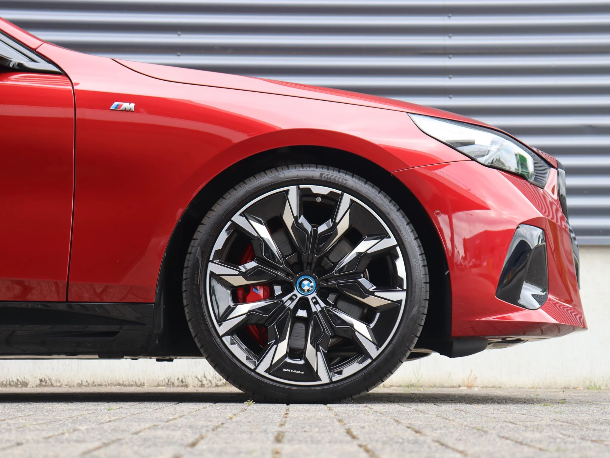 Hoofdafbeelding BMW i5