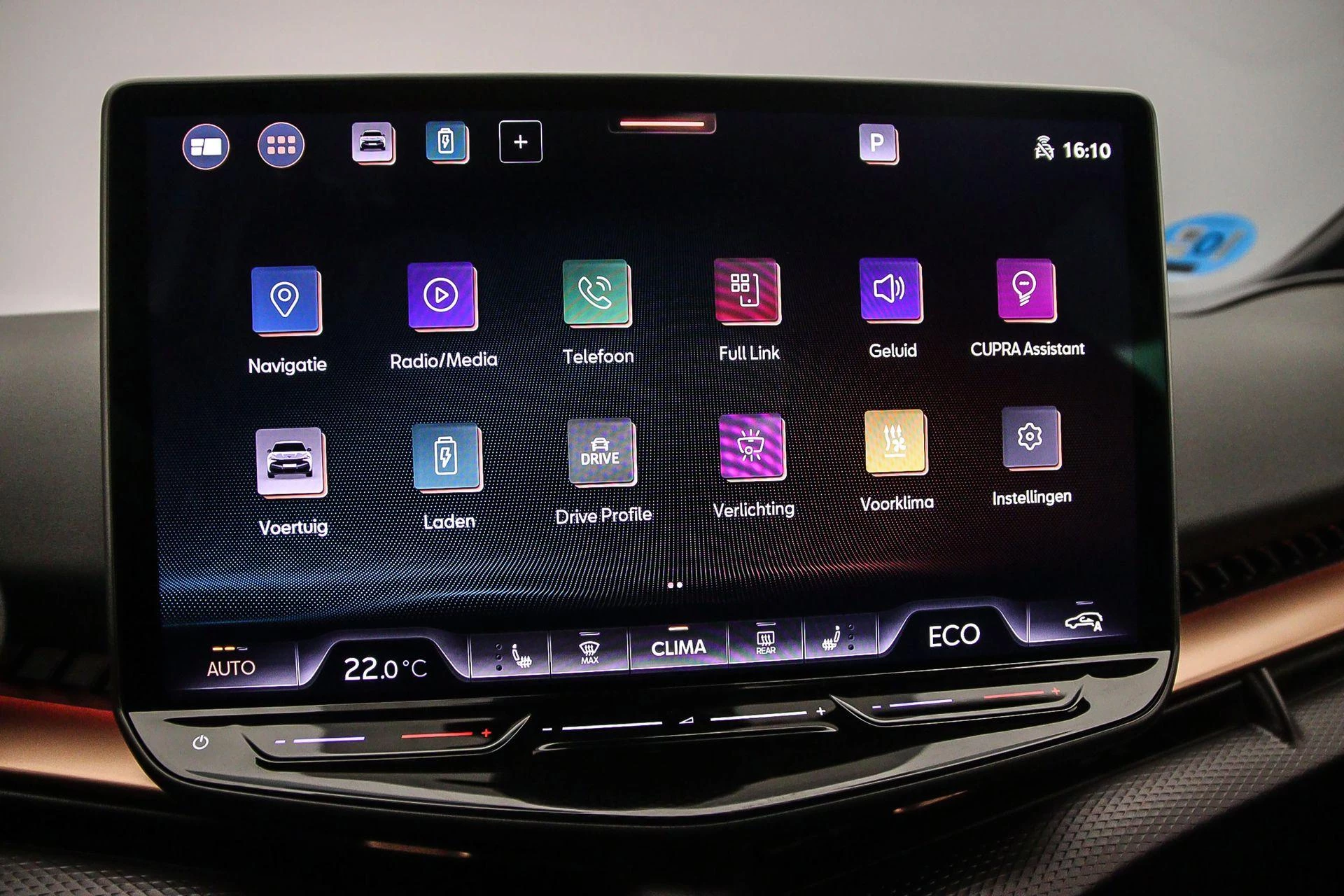 Hoofdafbeelding CUPRA Tavascan