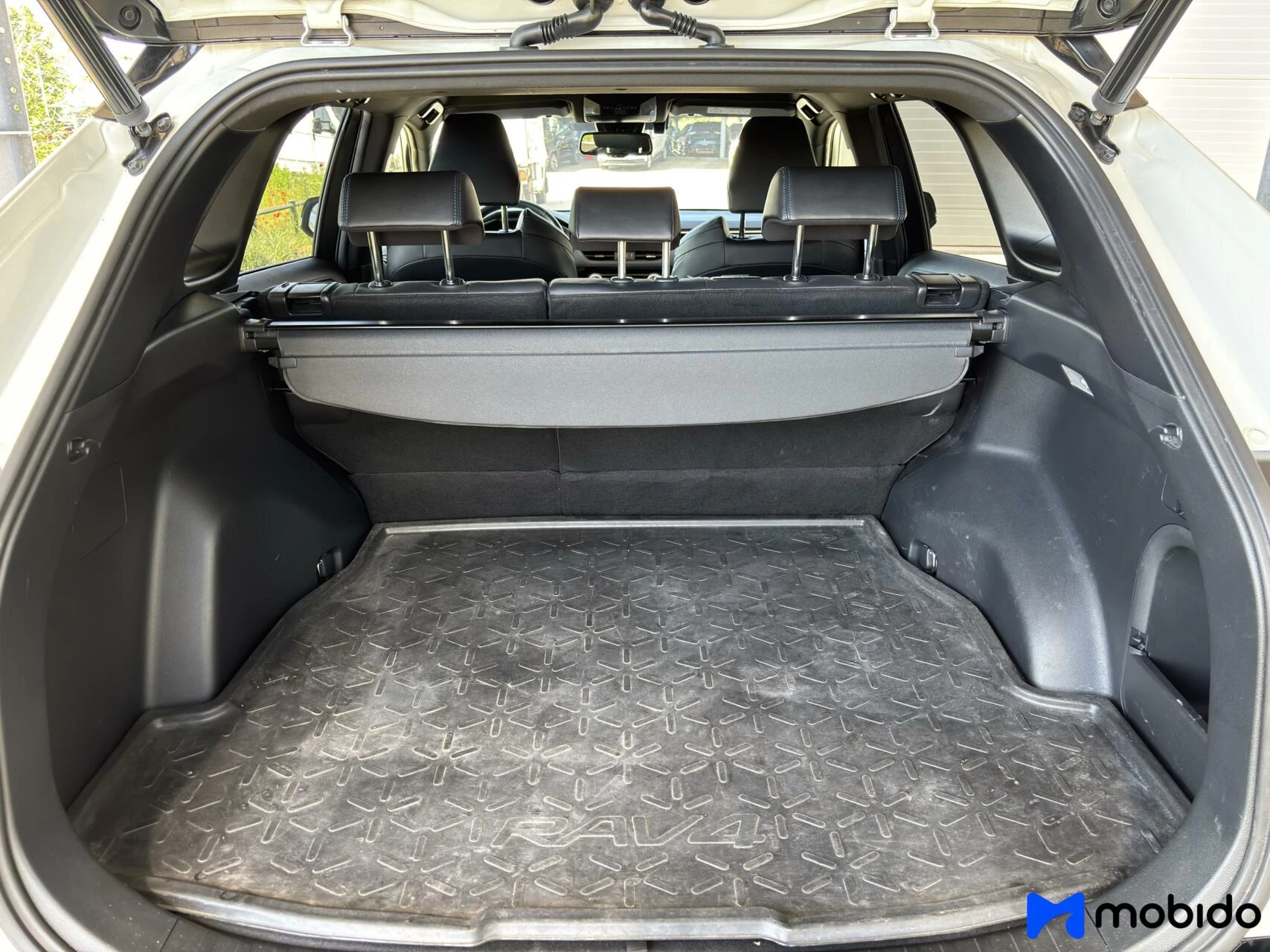 Hoofdafbeelding Toyota RAV4