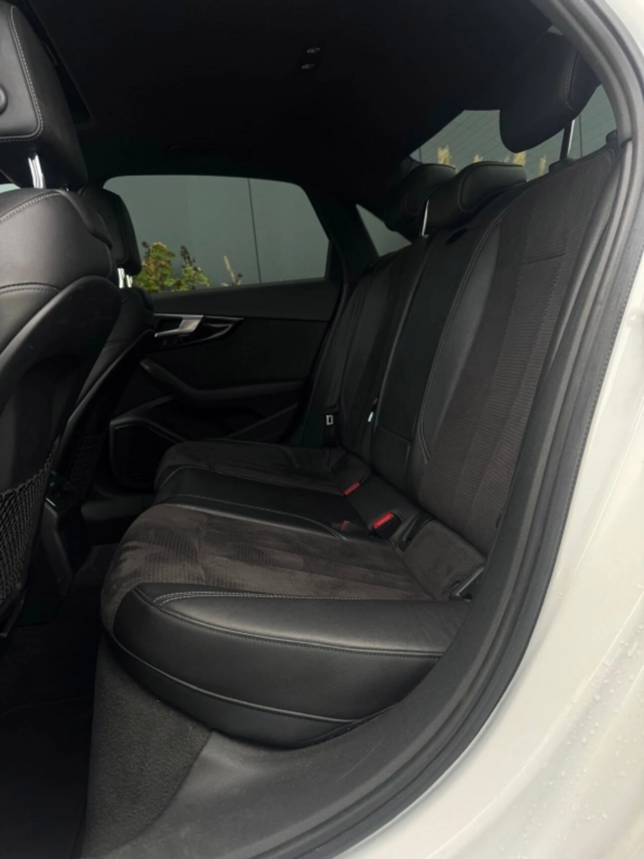 Hoofdafbeelding Audi S4