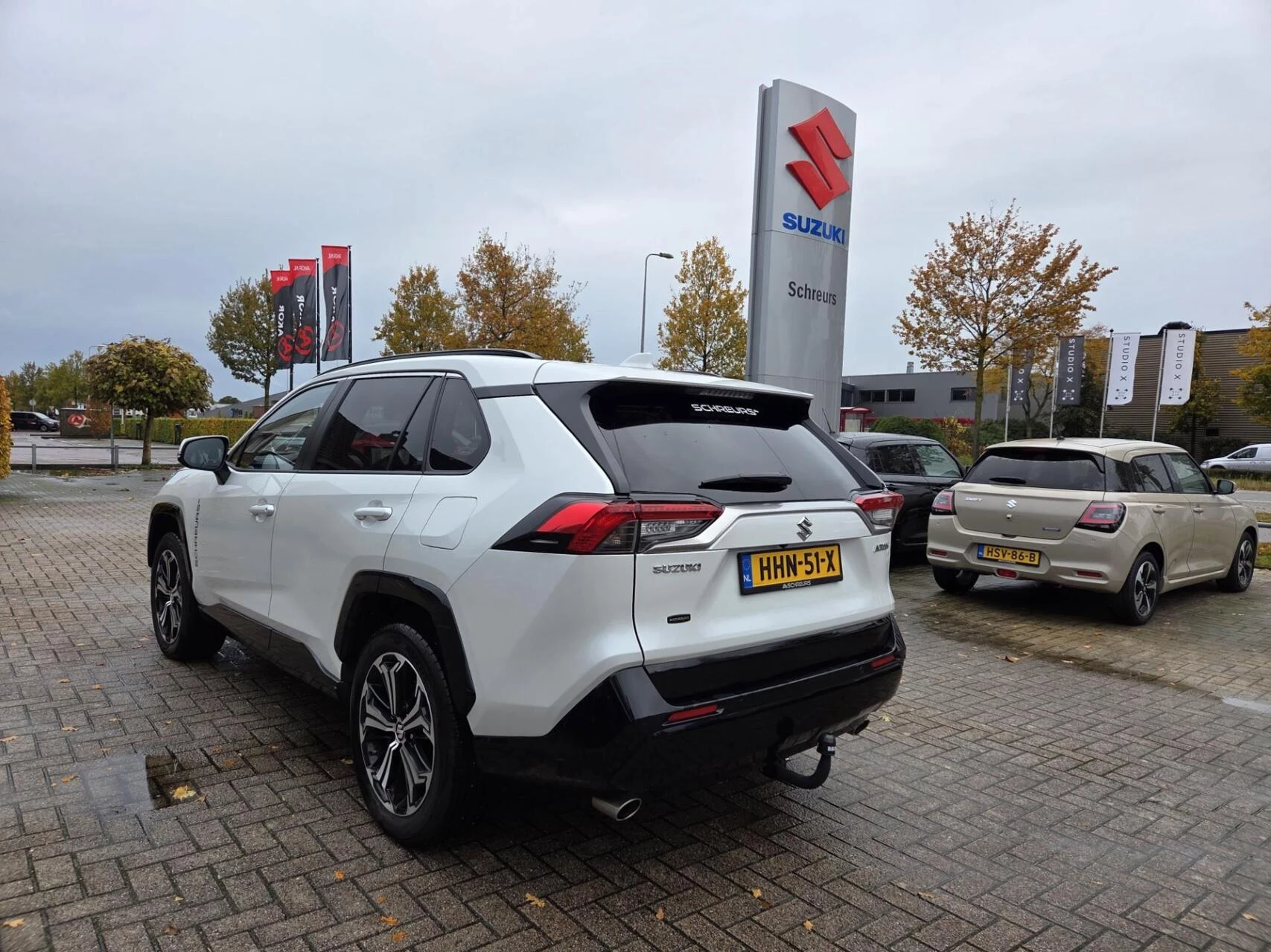 Hoofdafbeelding Suzuki Across