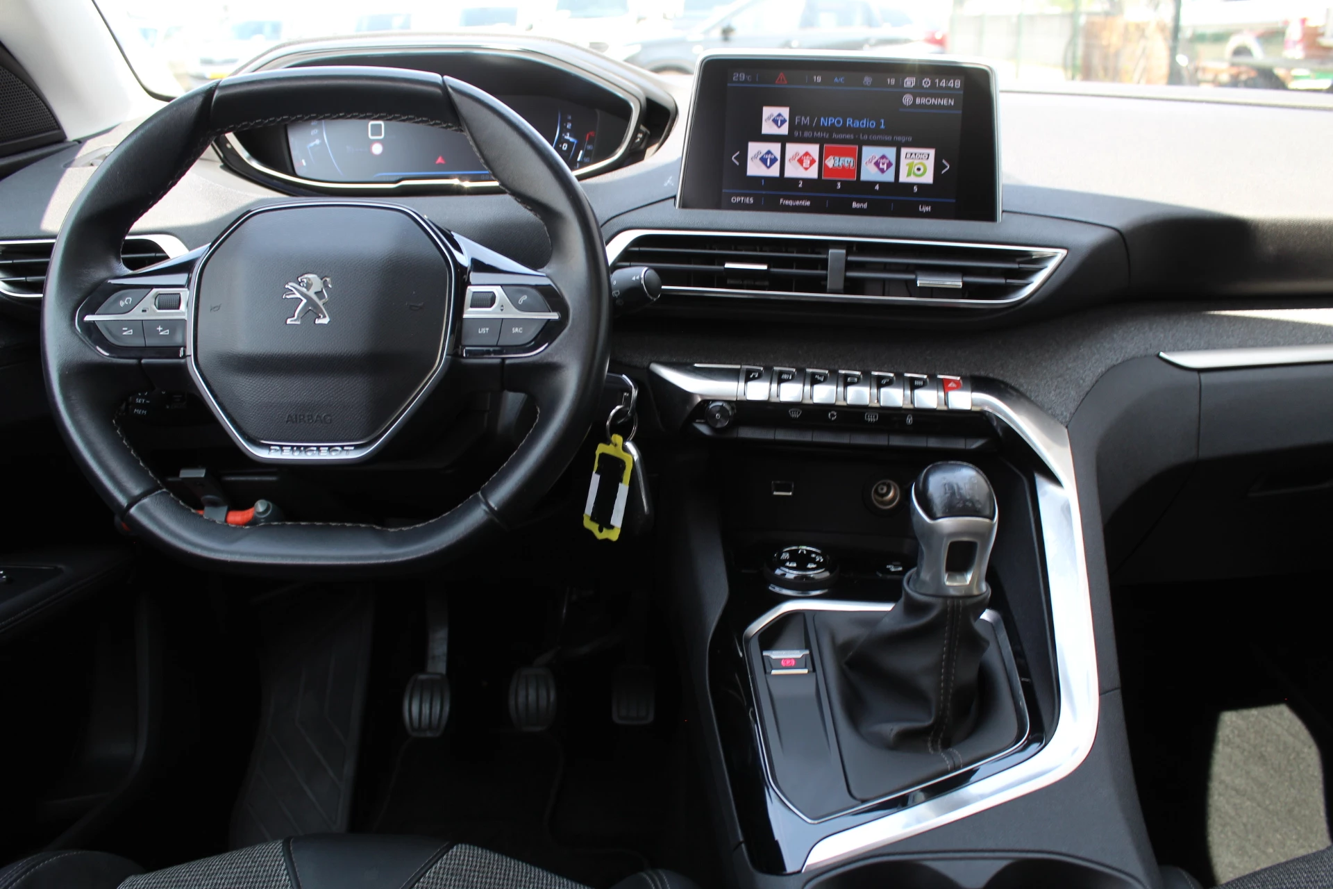 Hoofdafbeelding Peugeot 5008
