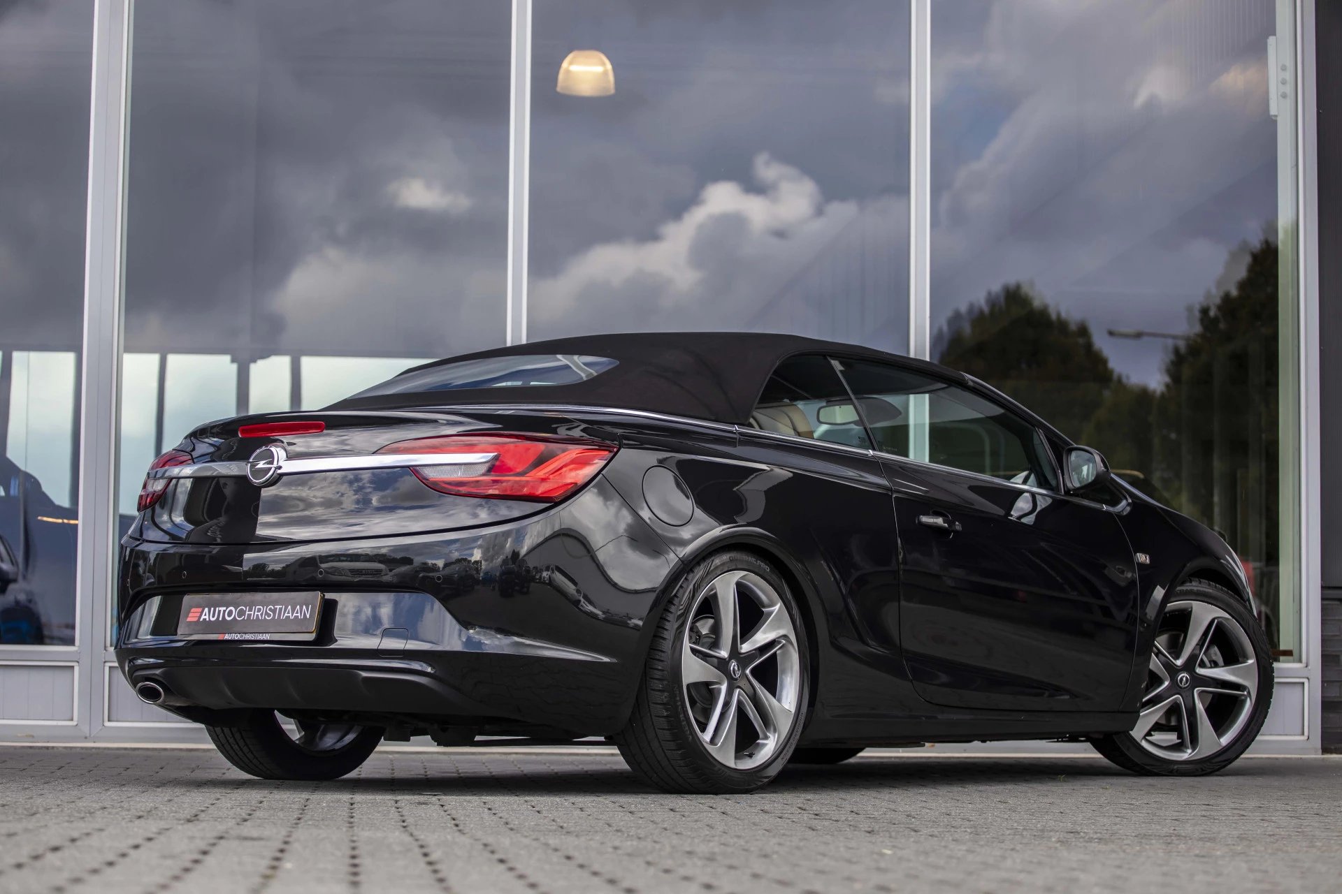 Hoofdafbeelding Opel Cascada