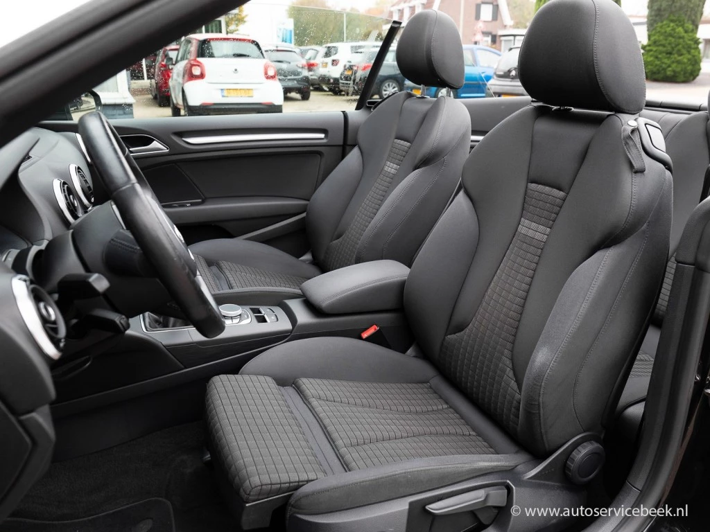 Hoofdafbeelding Audi Cabriolet