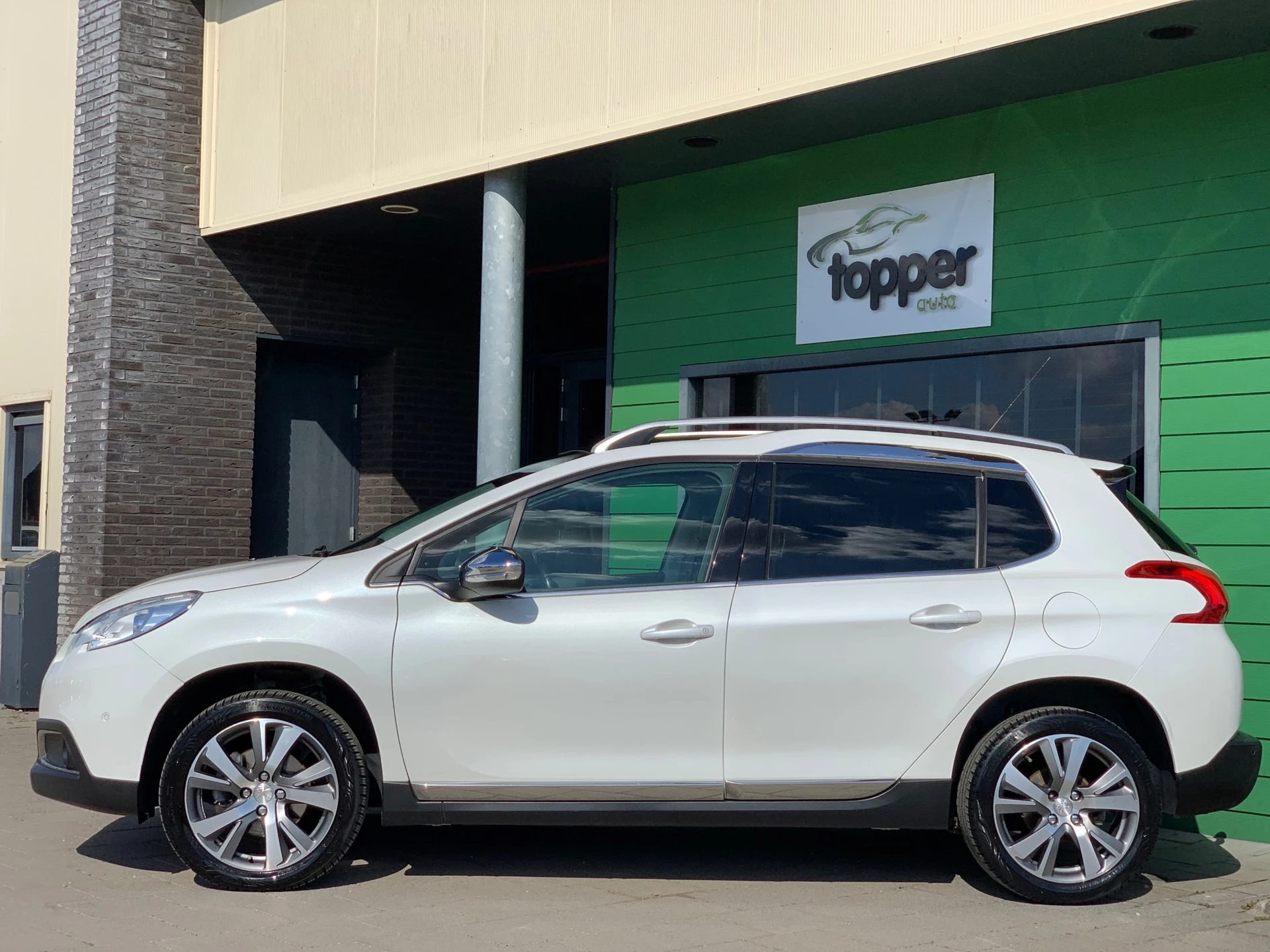 Hoofdafbeelding Peugeot 2008