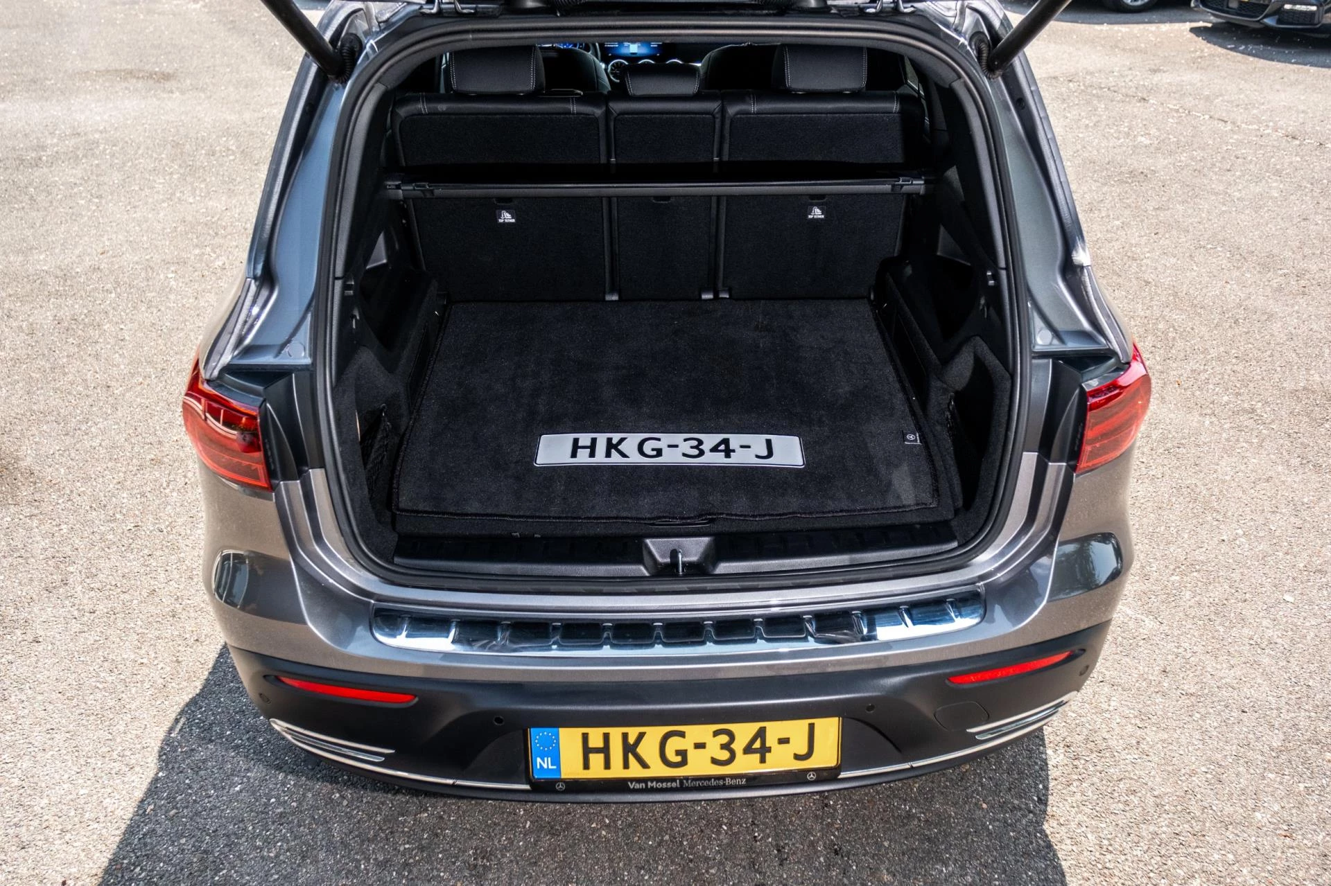 Hoofdafbeelding Mercedes-Benz EQB