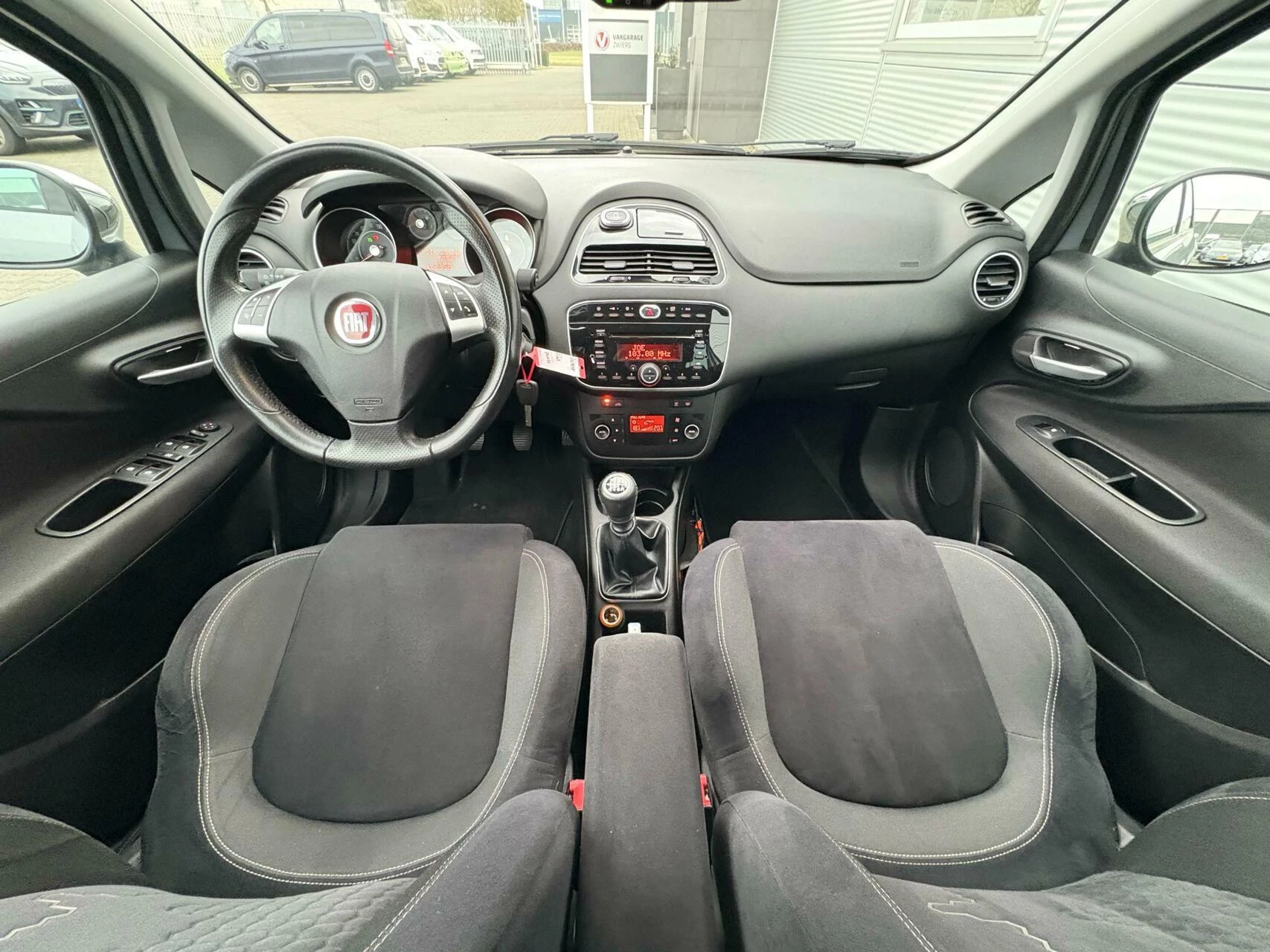 Hoofdafbeelding Fiat Punto