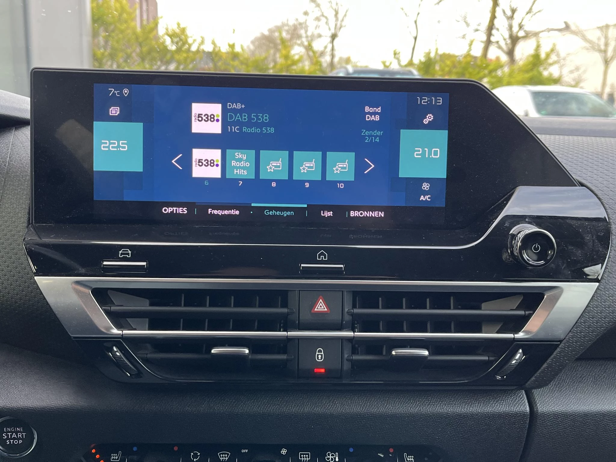 Hoofdafbeelding Citroën ë-C4