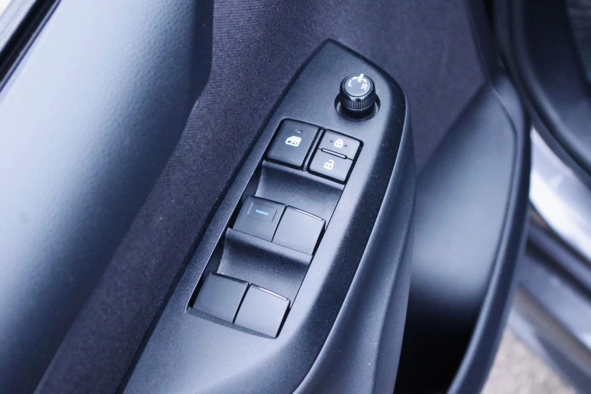 Hoofdafbeelding Mazda 2 Hybrid