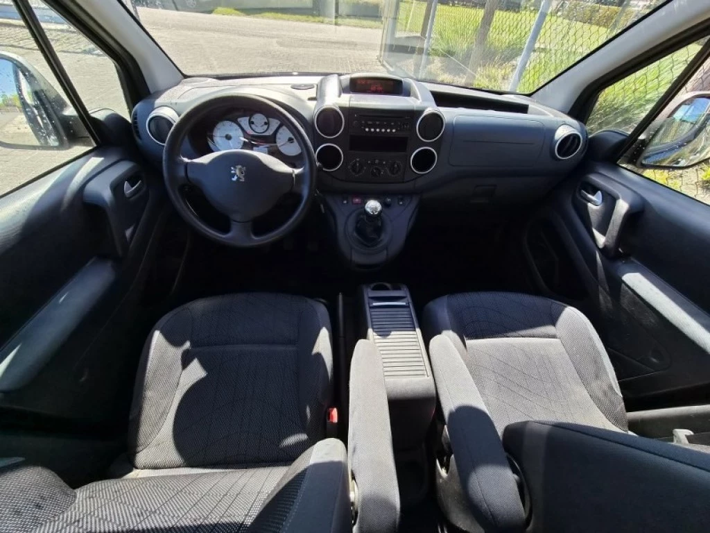 Hoofdafbeelding Peugeot Partner