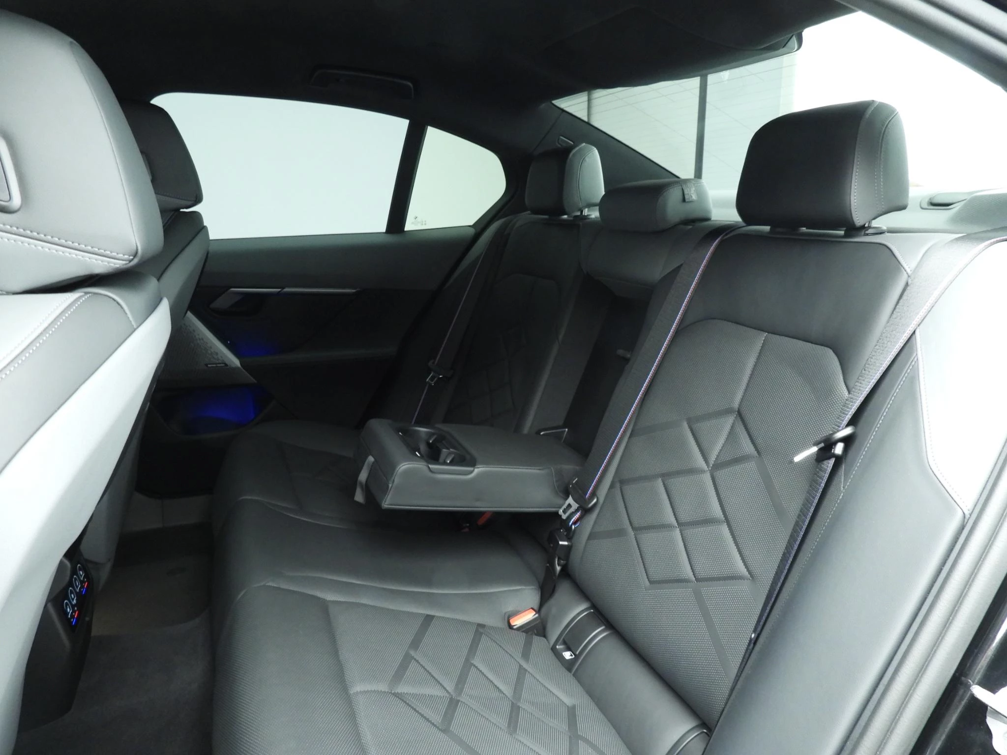 Hoofdafbeelding BMW i5