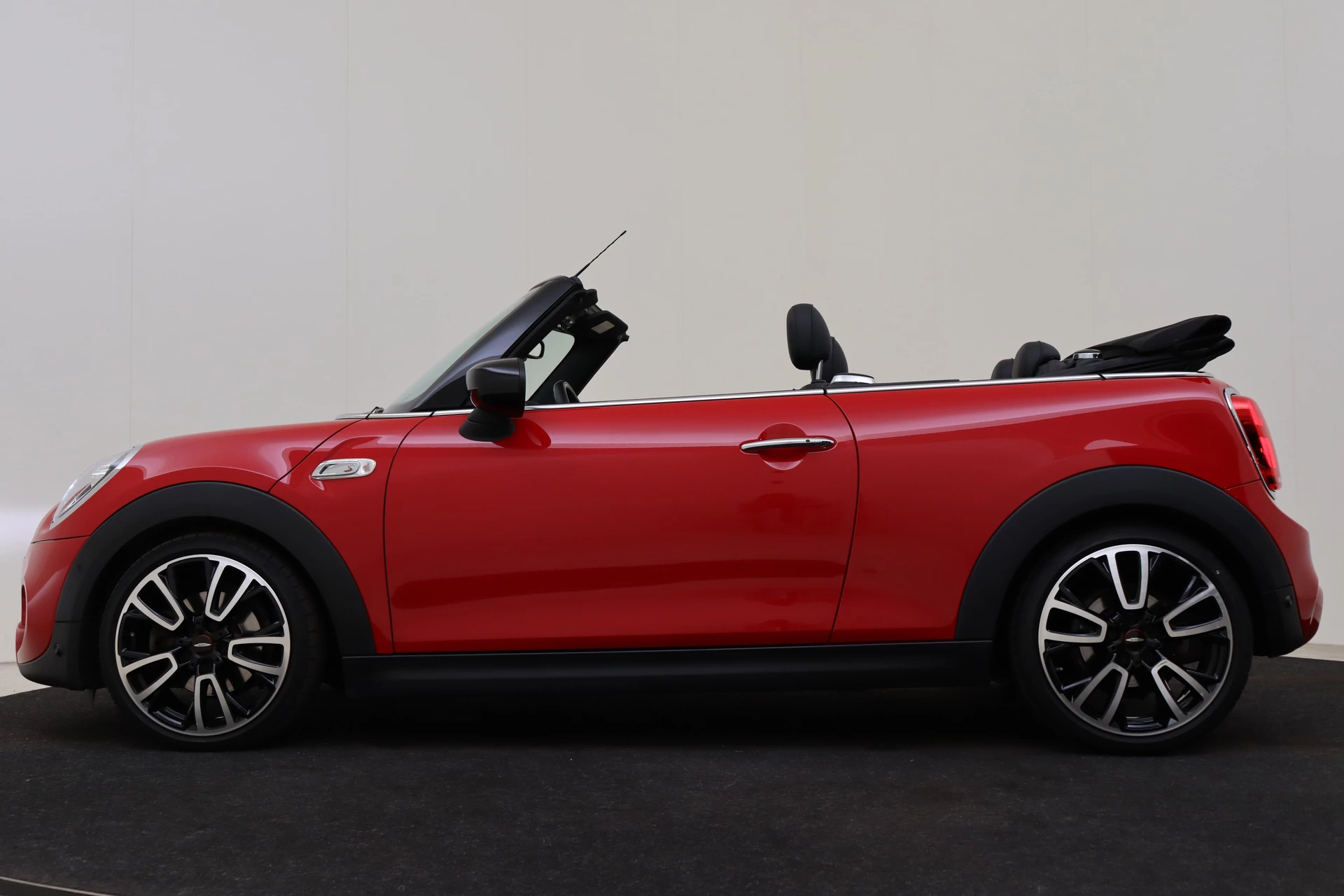 Hoofdafbeelding MINI Cooper S Cabrio