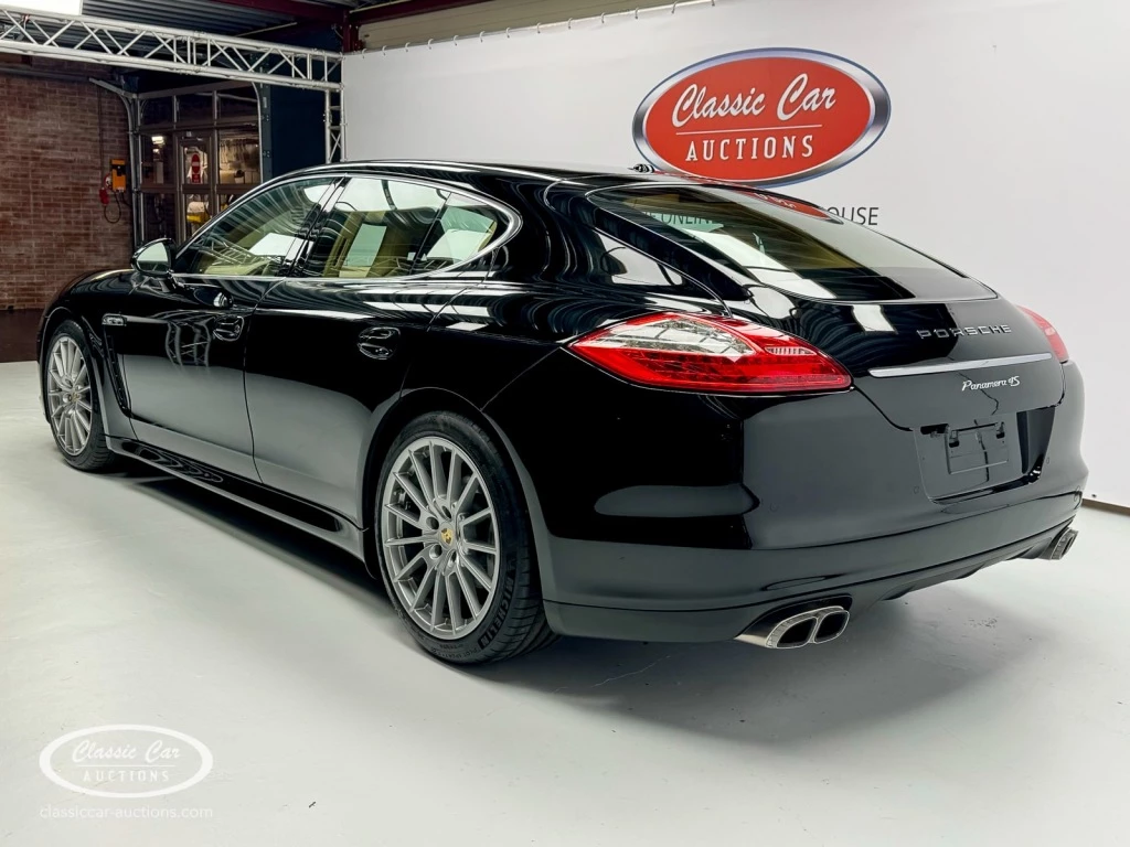 Hoofdafbeelding Porsche Panamera