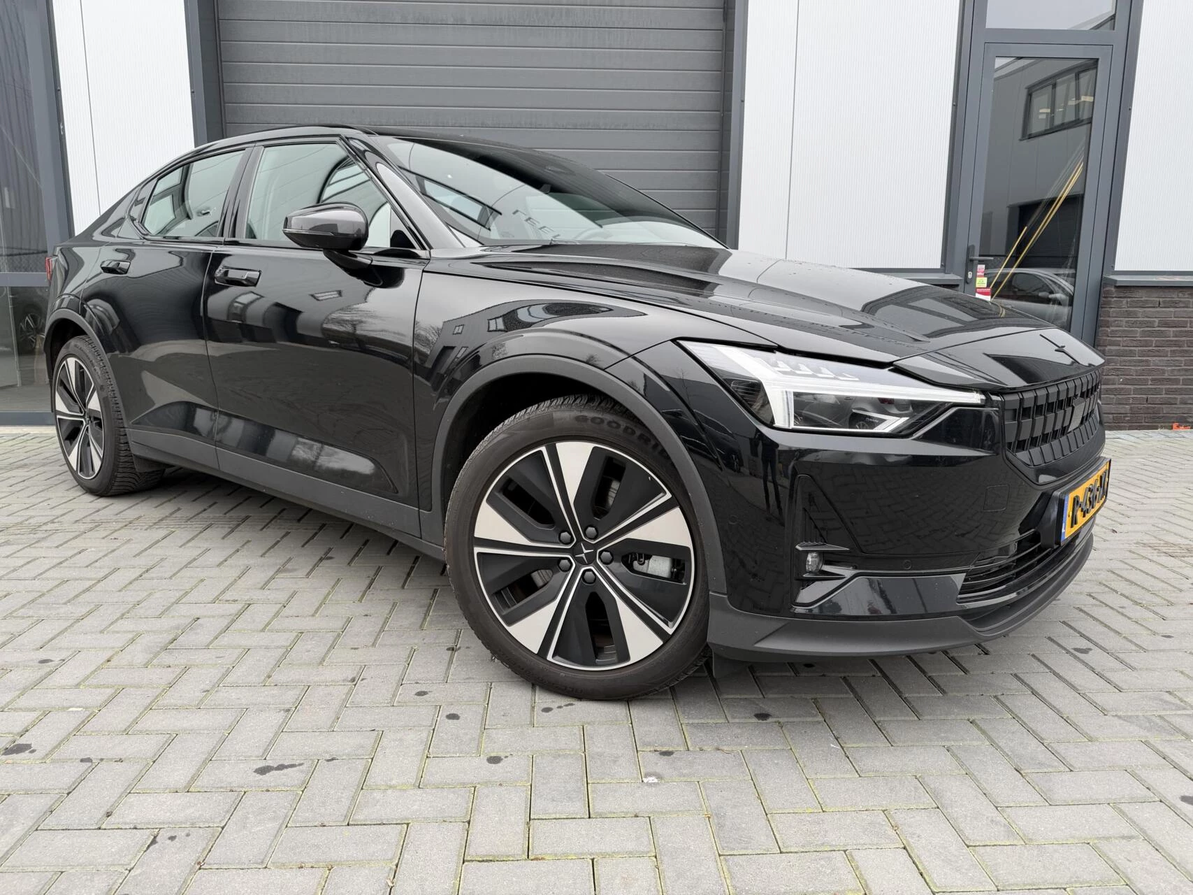 Hoofdafbeelding Polestar 2