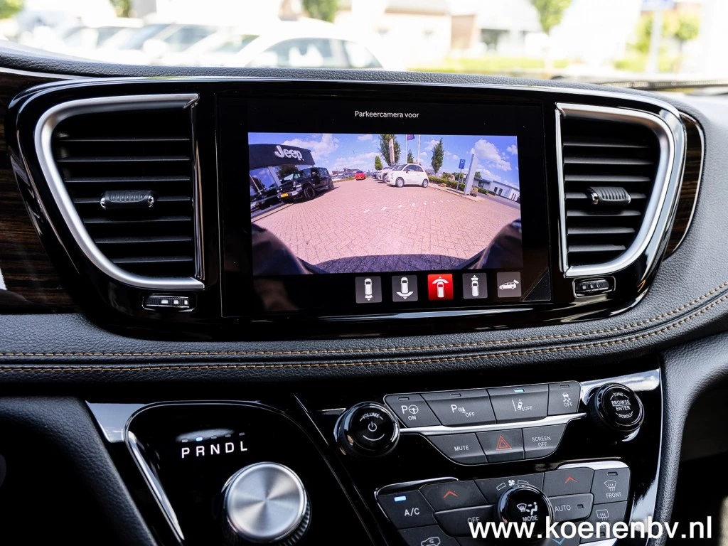 Hoofdafbeelding Chrysler Pacifica