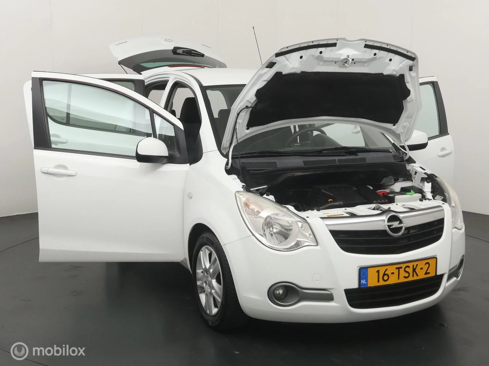 Hoofdafbeelding Opel Agila