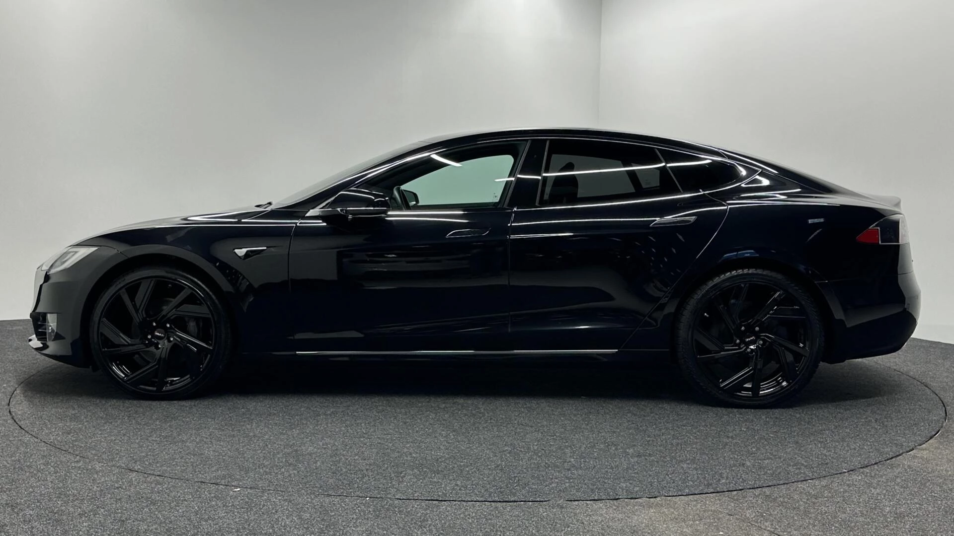 Hoofdafbeelding Tesla Model S