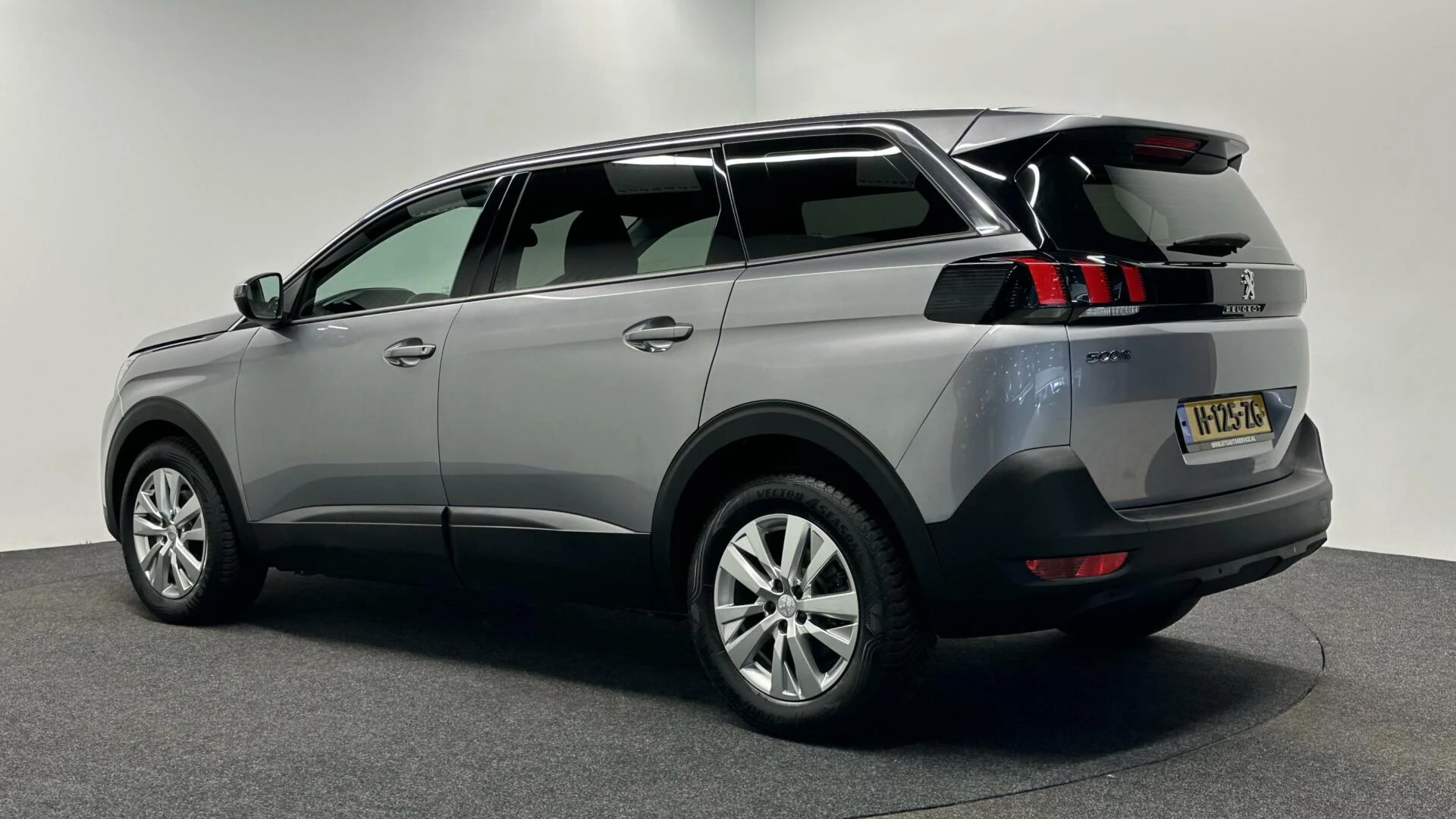 Hoofdafbeelding Peugeot 5008