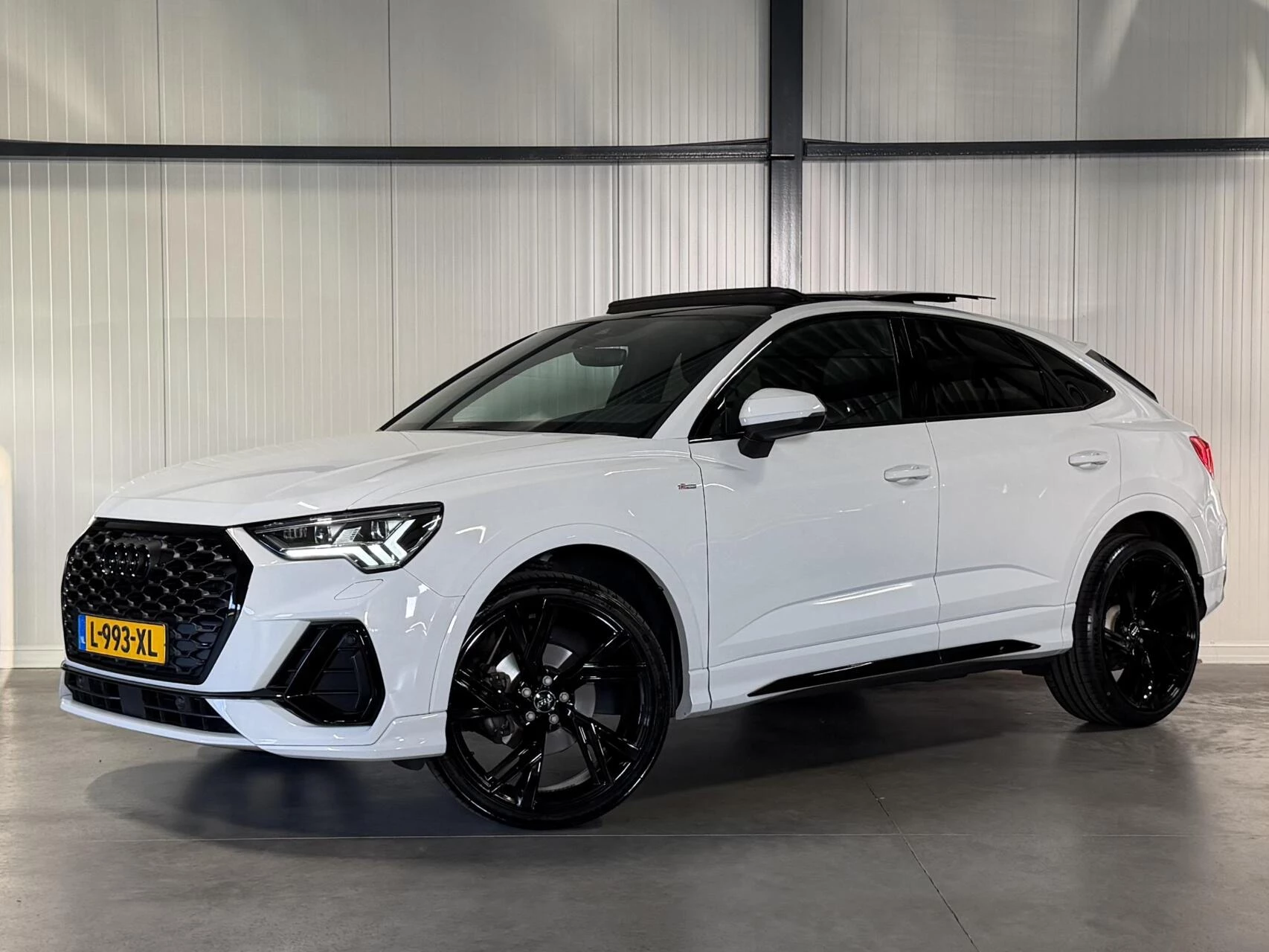 Hoofdafbeelding Audi Q3