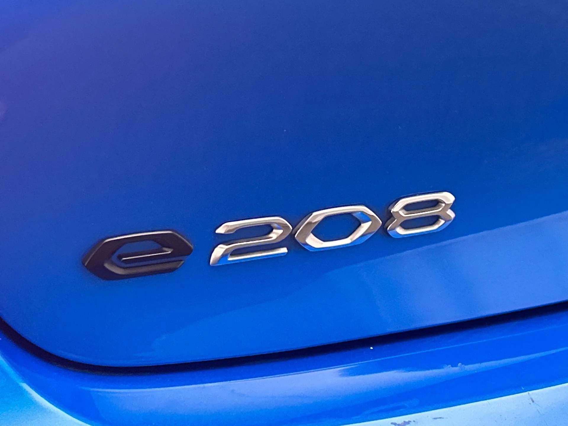 Hoofdafbeelding Peugeot e-208