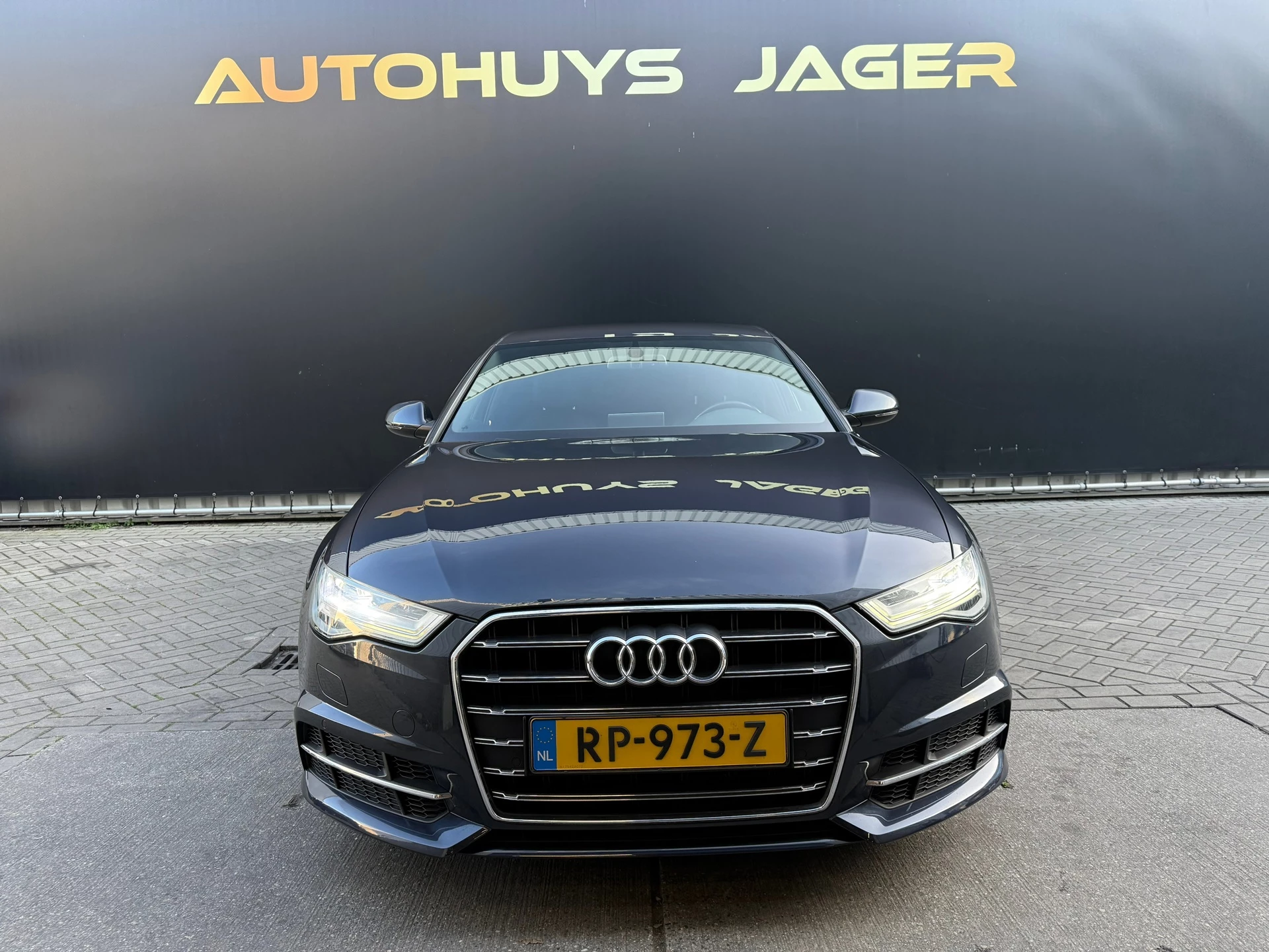 Hoofdafbeelding Audi A6