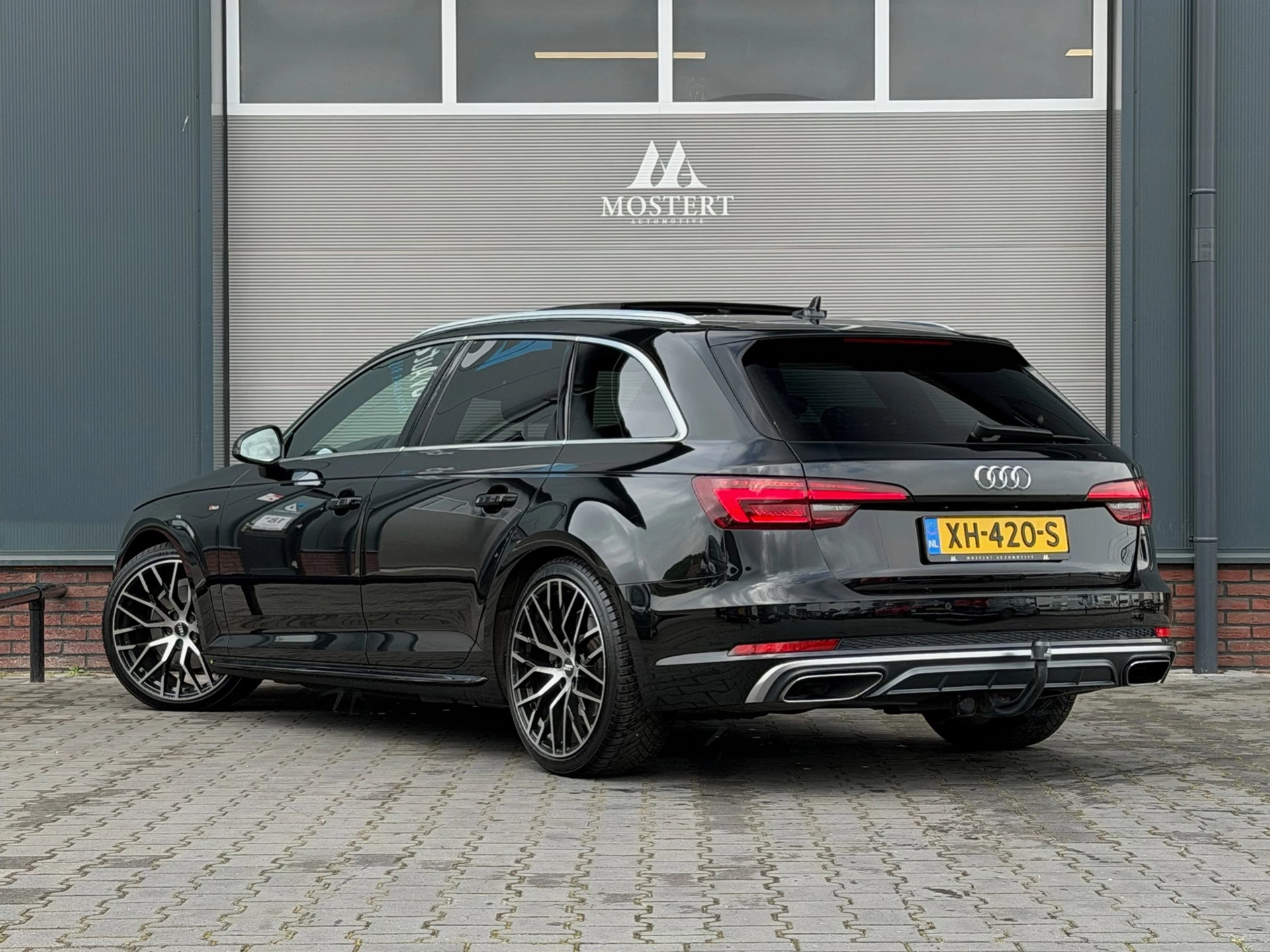 Hoofdafbeelding Audi A4