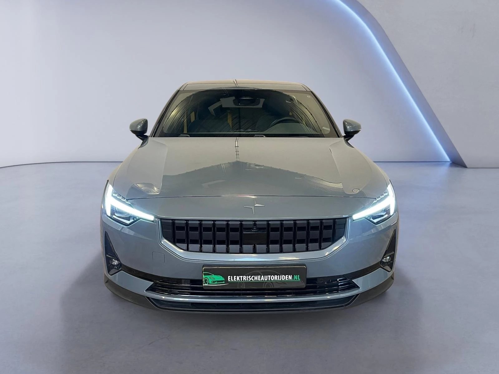 Hoofdafbeelding Polestar 2