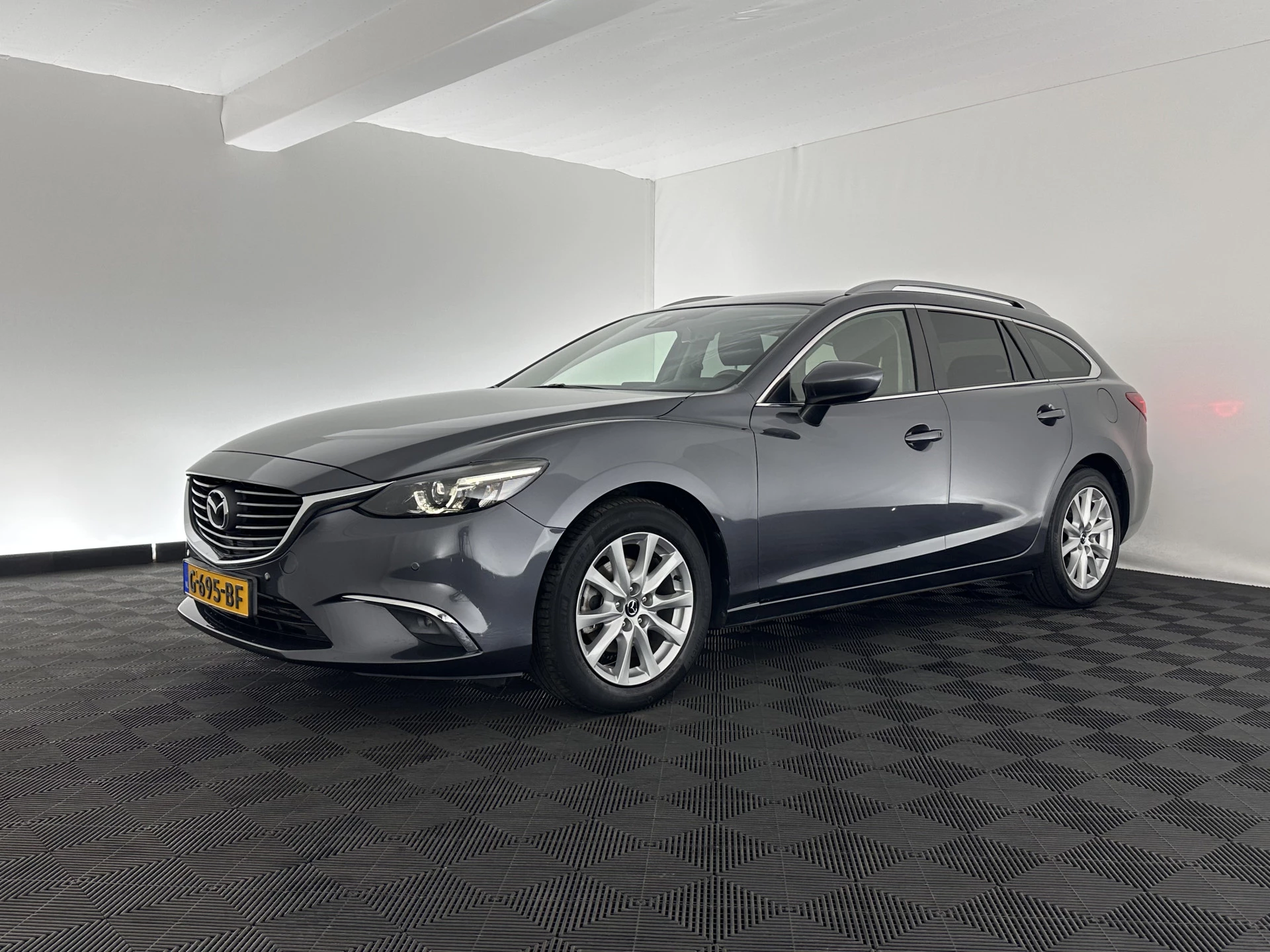 Hoofdafbeelding Mazda 6