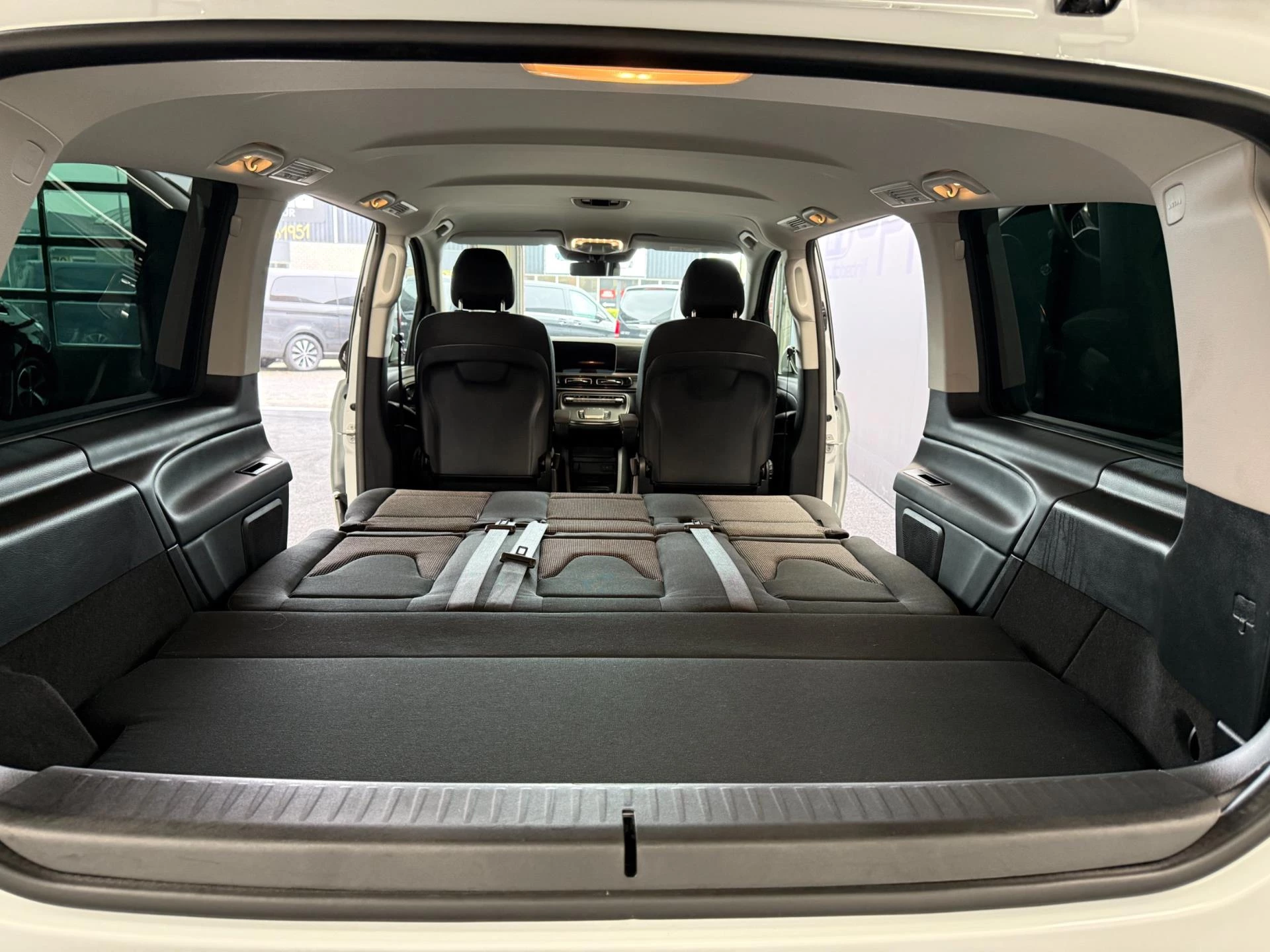 Hoofdafbeelding Mercedes-Benz EQV