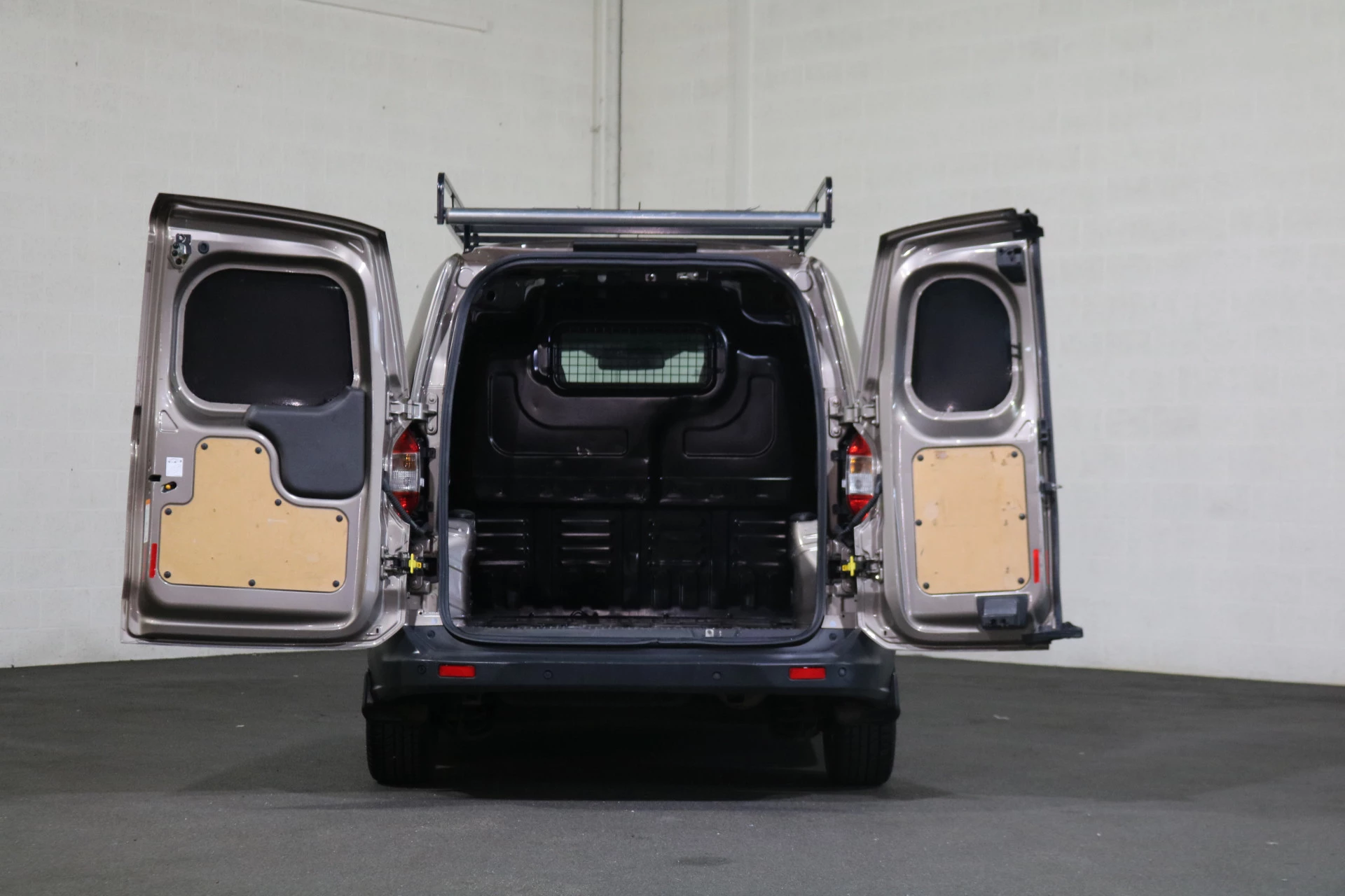 Hoofdafbeelding Ford Transit Courier