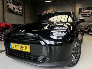 MINI 3-deurs Mini Cooper E Essential XS 40.7 kWh Nieuw Camera, Head-up display, Cruise