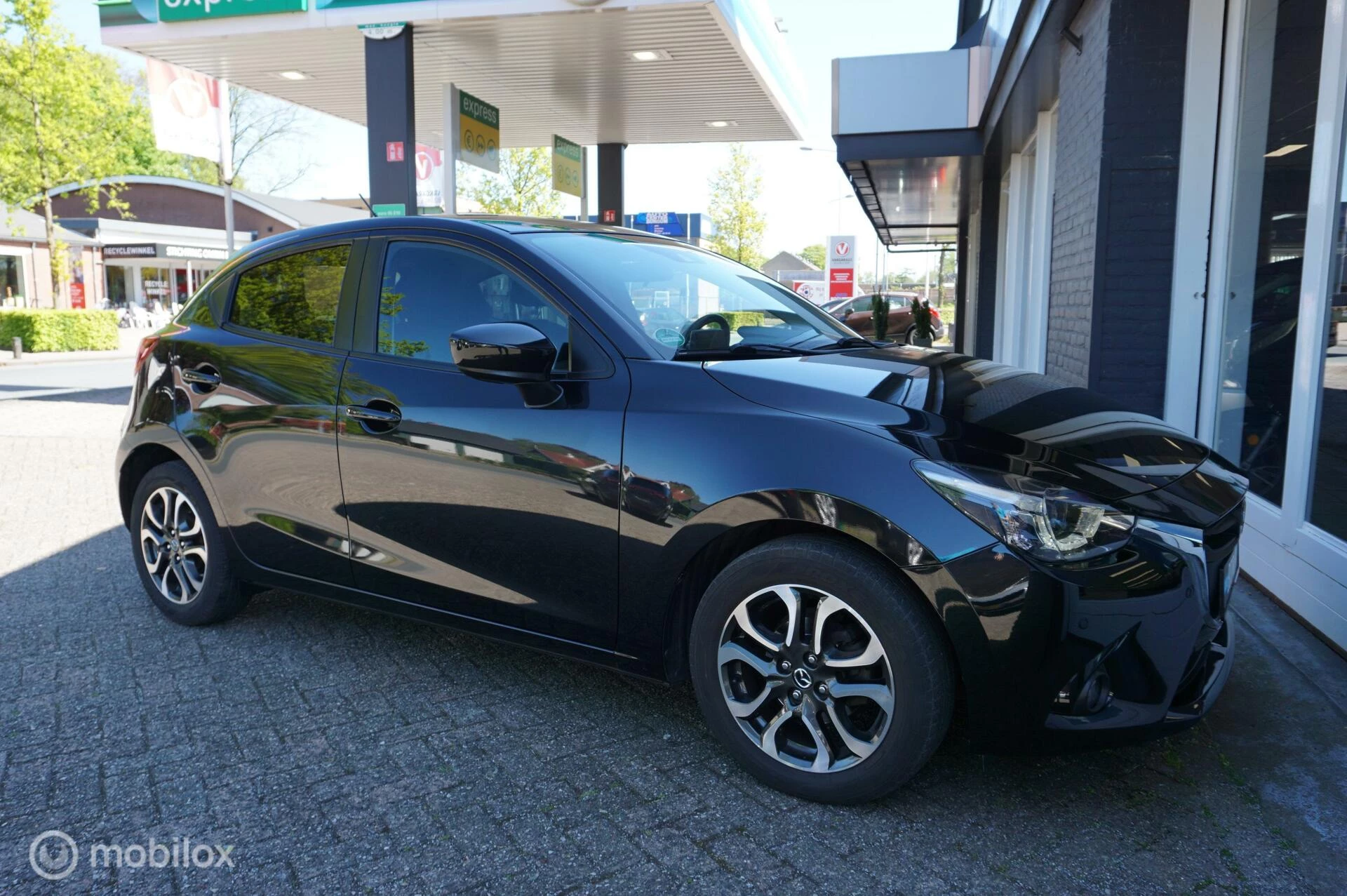 Hoofdafbeelding Mazda 2