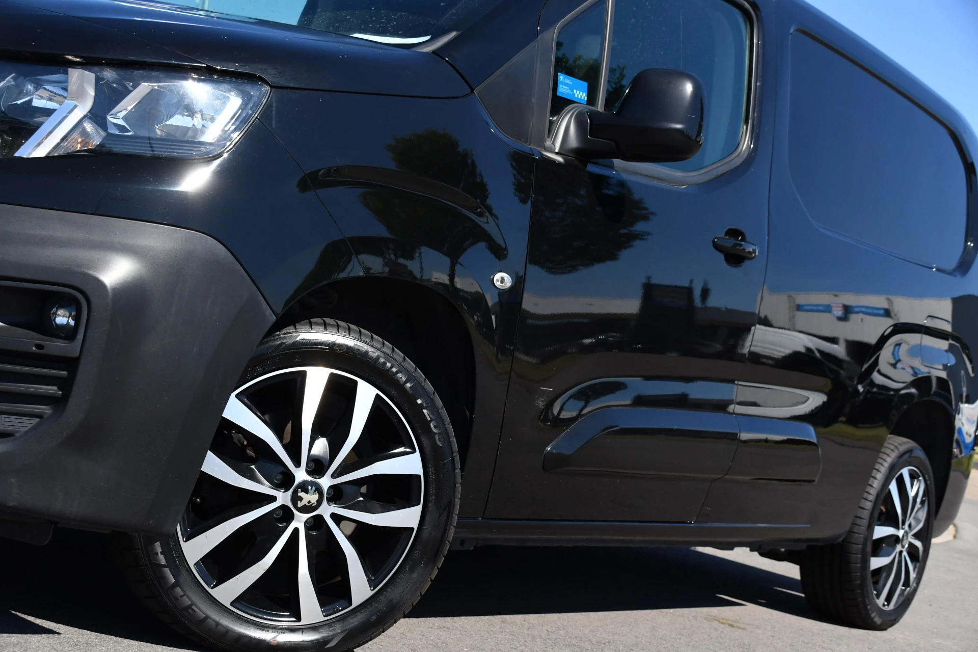 Hoofdafbeelding Peugeot Partner