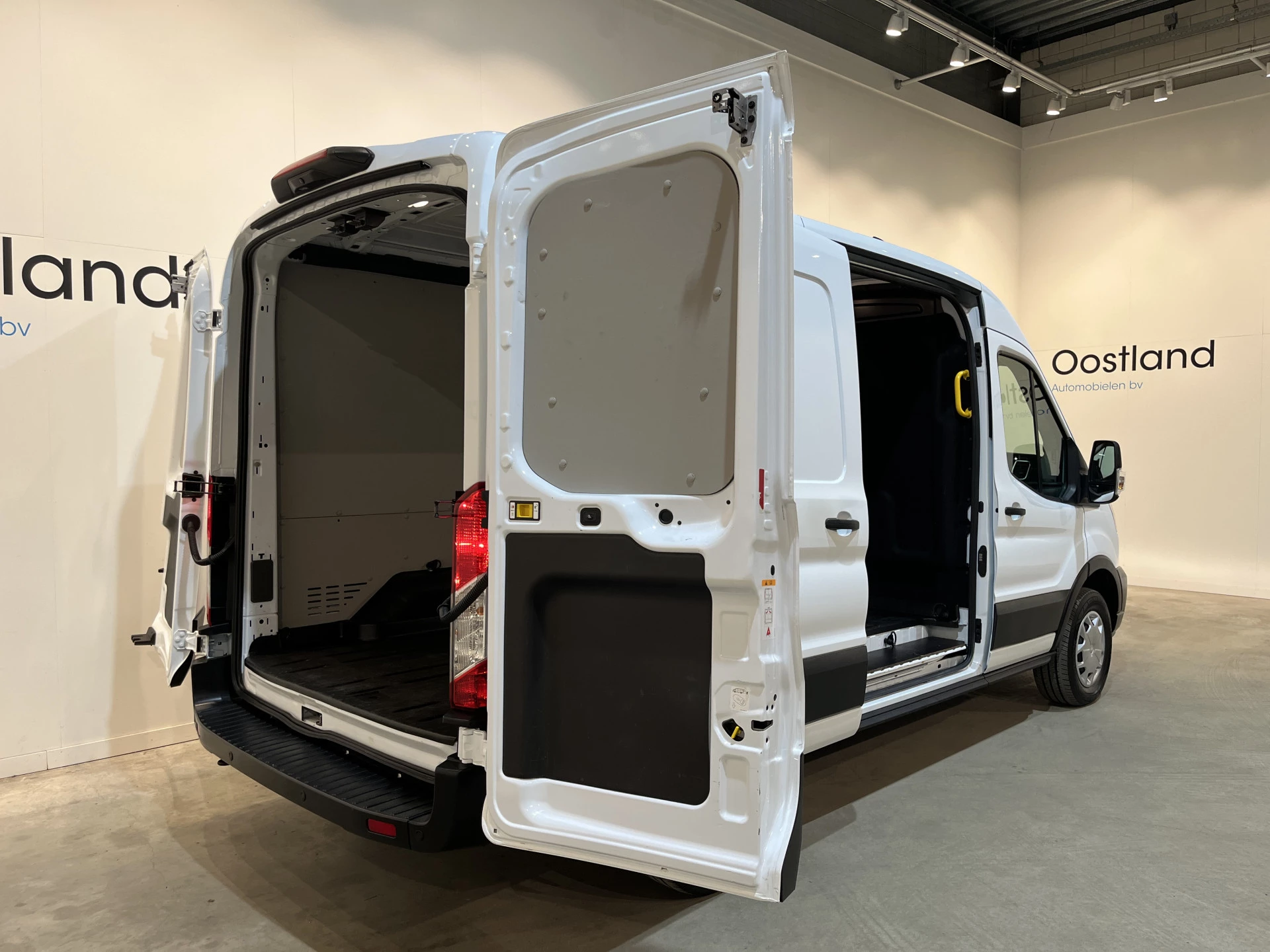 Hoofdafbeelding Ford E-Transit
