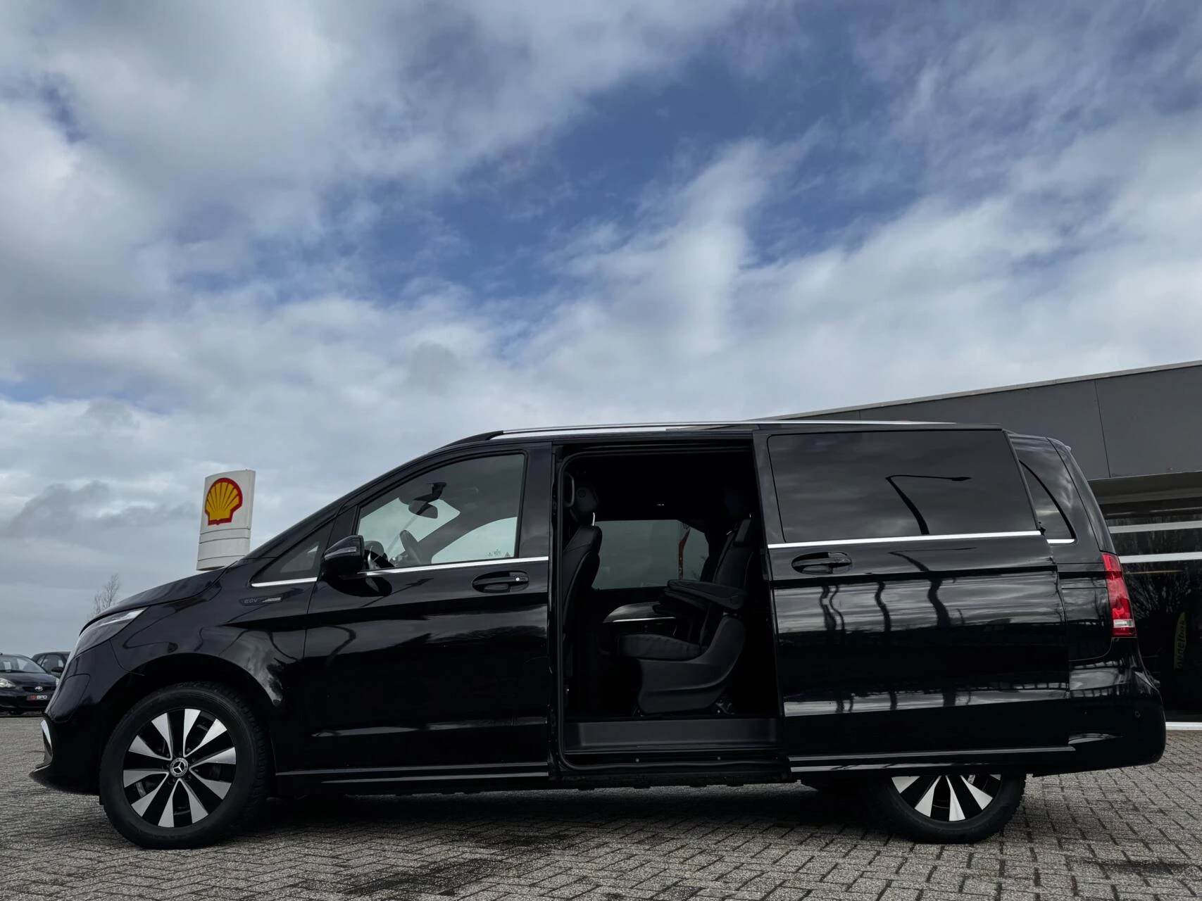 Hoofdafbeelding Mercedes-Benz EQV