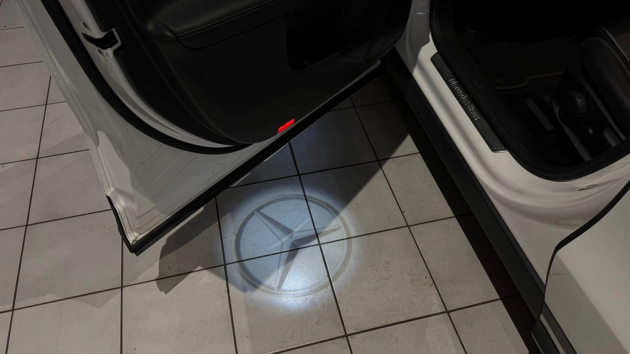 Hoofdafbeelding Mercedes-Benz EQA