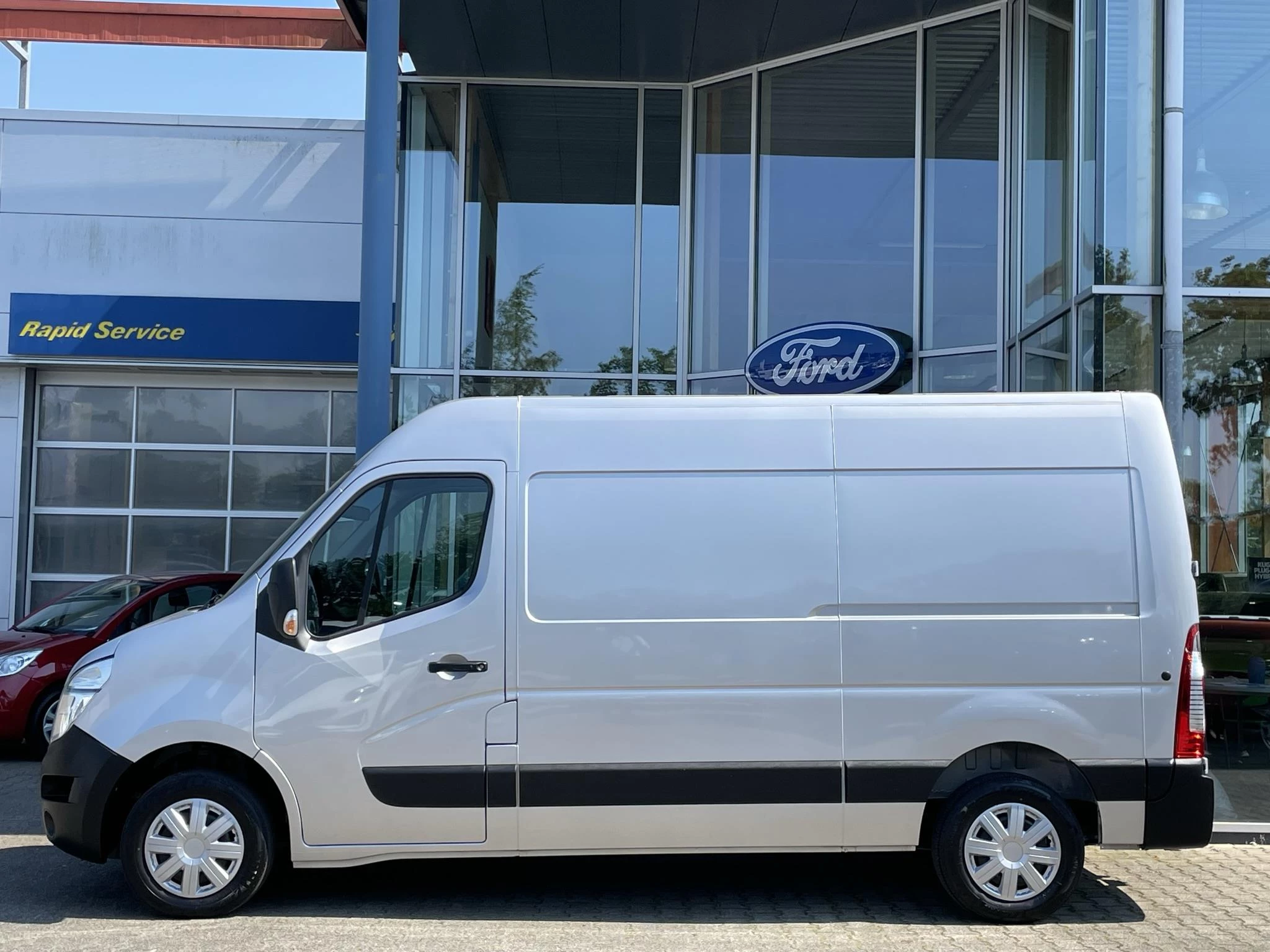 Hoofdafbeelding Nissan NV400