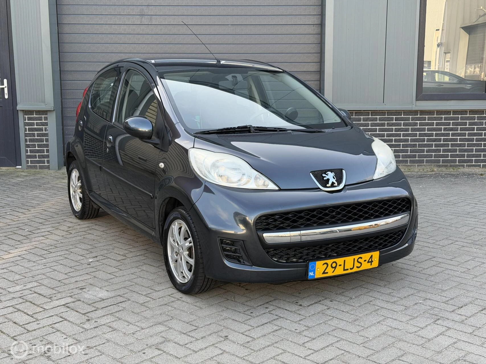 Hoofdafbeelding Peugeot 107