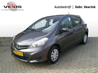 Hoofdafbeelding Toyota Yaris Toyota Yaris 1.0 VVT-i Aspiration Trekhaak Navi