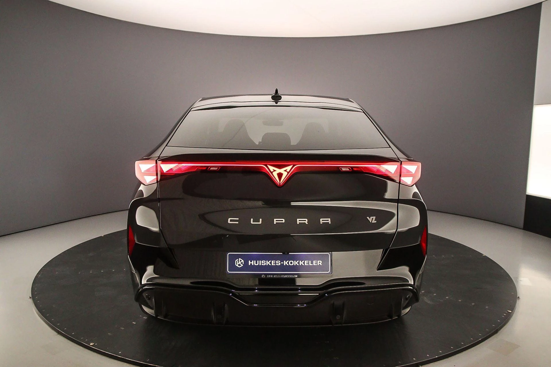 Hoofdafbeelding CUPRA Tavascan
