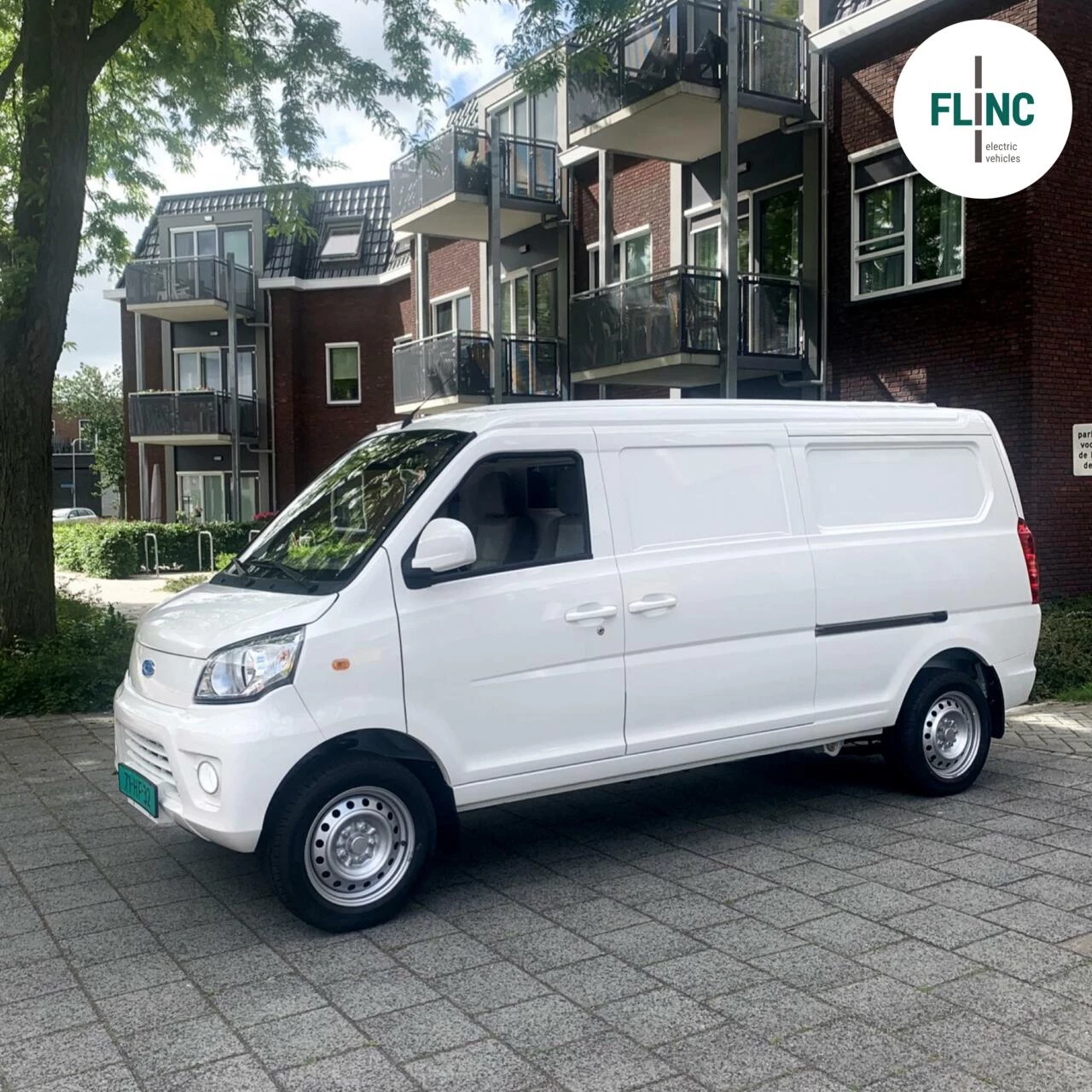 Hoofdafbeelding Cenntro Logistar 200